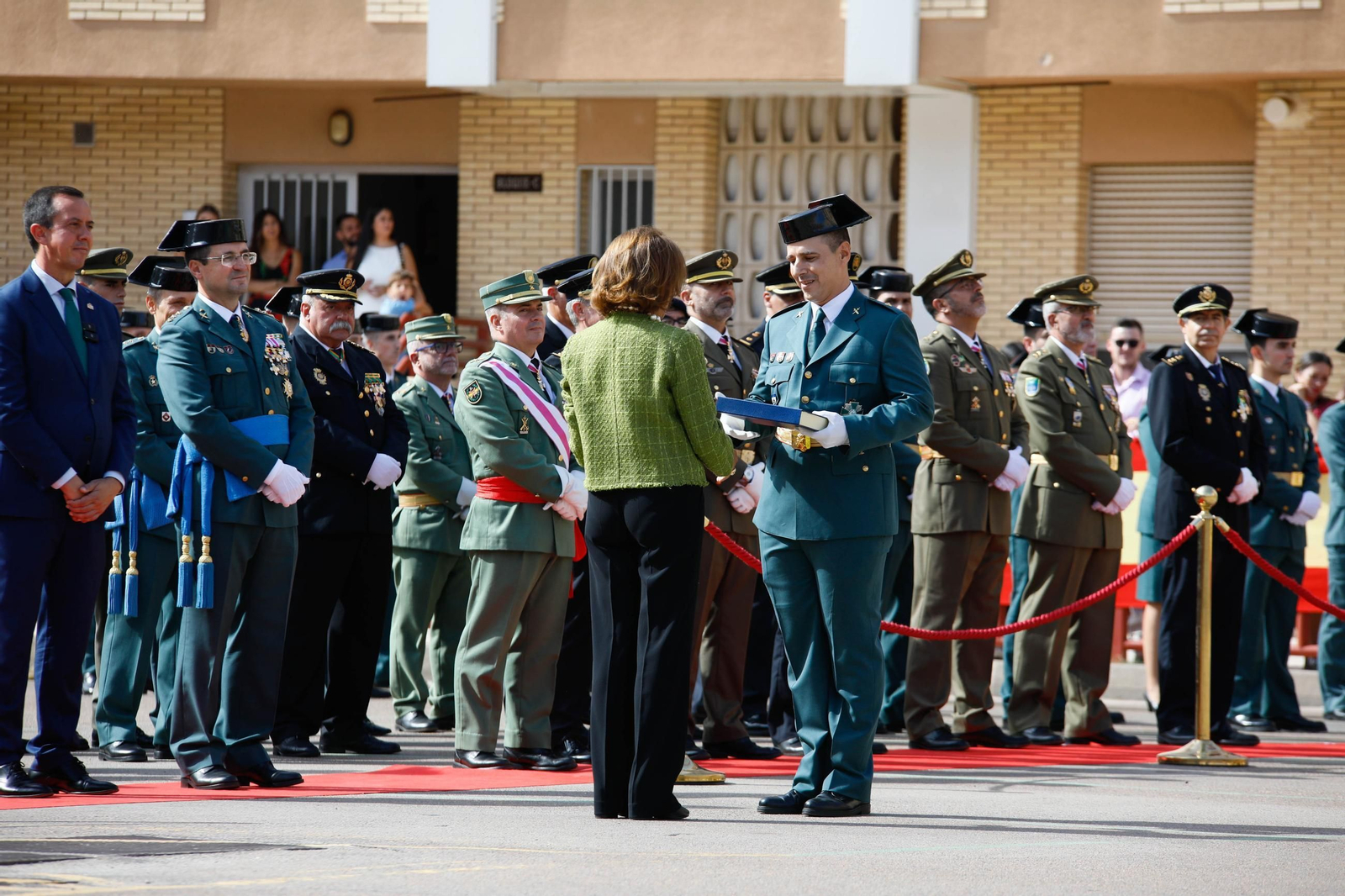 Los actos de la Guardia Civil en honor a la Virgen del Pilar, en imágenes
