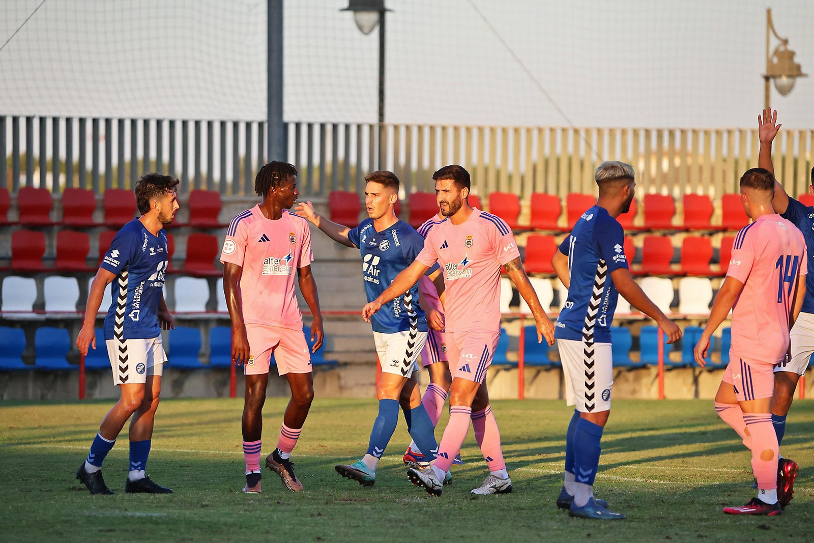 Imágenes del amistoso entre el Recreativo de Huelva y el Xerez  DFC