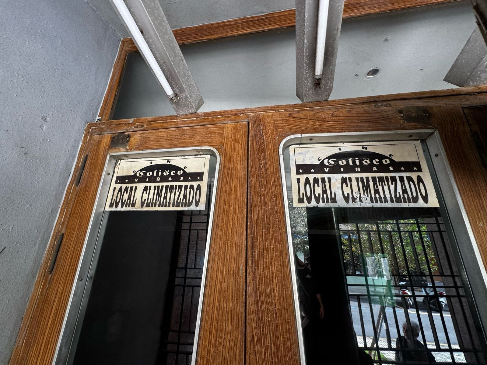 Todas las imágenes de las entrañas del histórico Coliseo Viñas de Motril