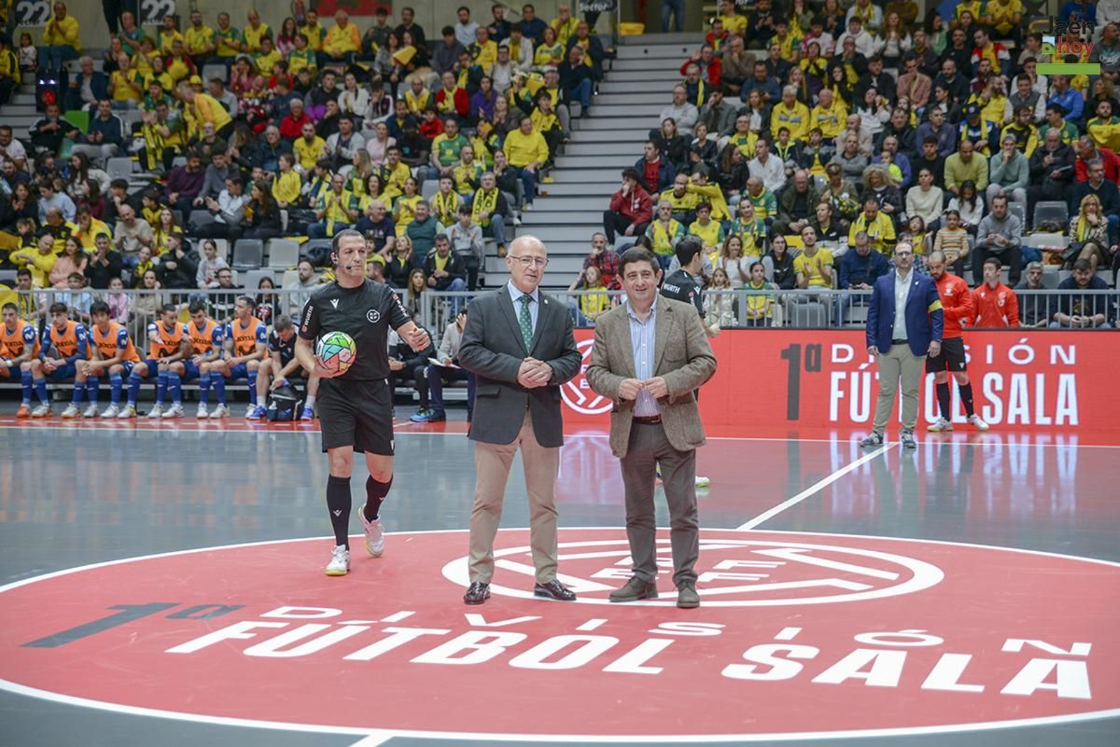 Búscate en las gradas del Olivo Arena en el Jaén Paraíso Interior - Inter Movistar