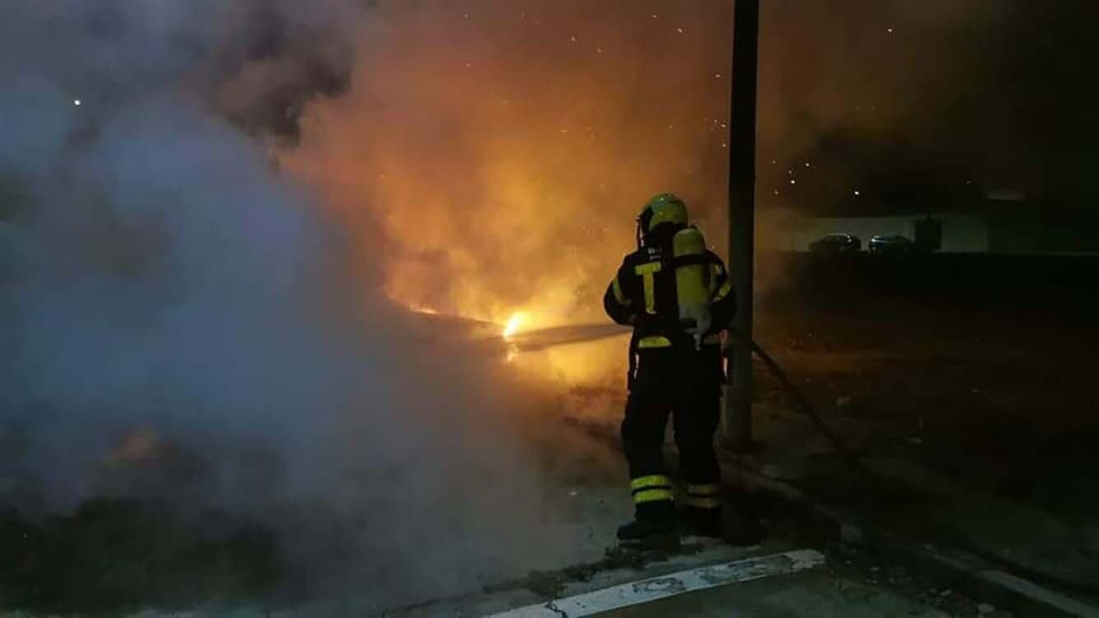 Las fotos de los destrozos del mobiliario urbano en la Línea de la Concepción