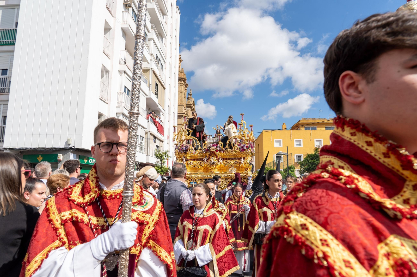 Domingo de Ramos: Imágenes de la procesión de La Sagrada Cena y Maria Santísima del Rosario