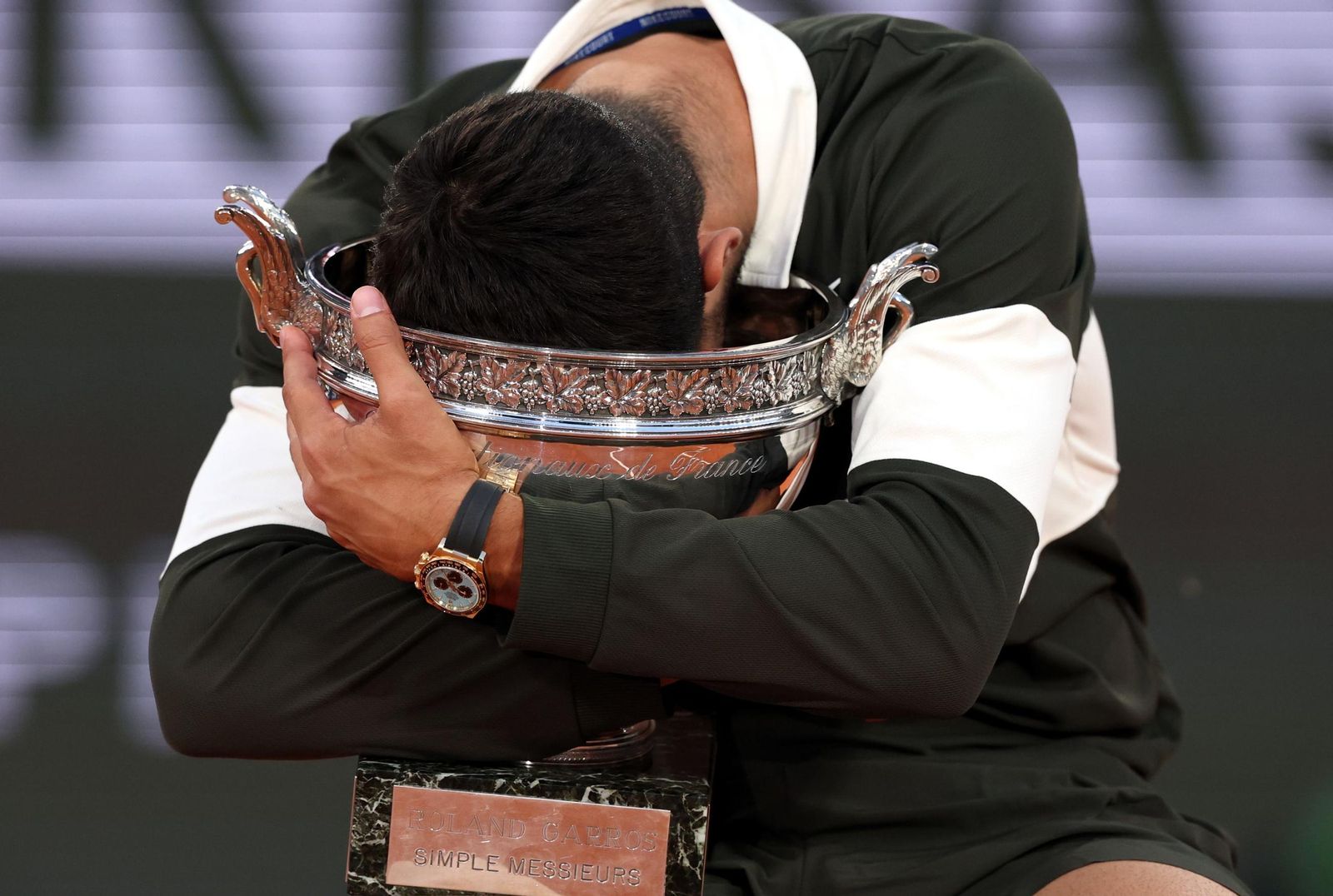 Las fotos de la celebración de la victoria de Carlos Alcaraz en Roland Garros