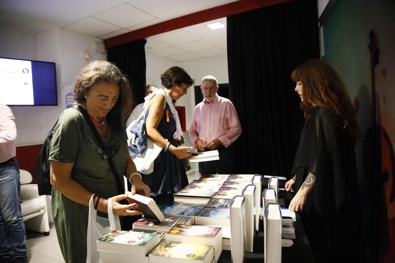 Las imágenes del diario de los libros con Isabel San Sebastián