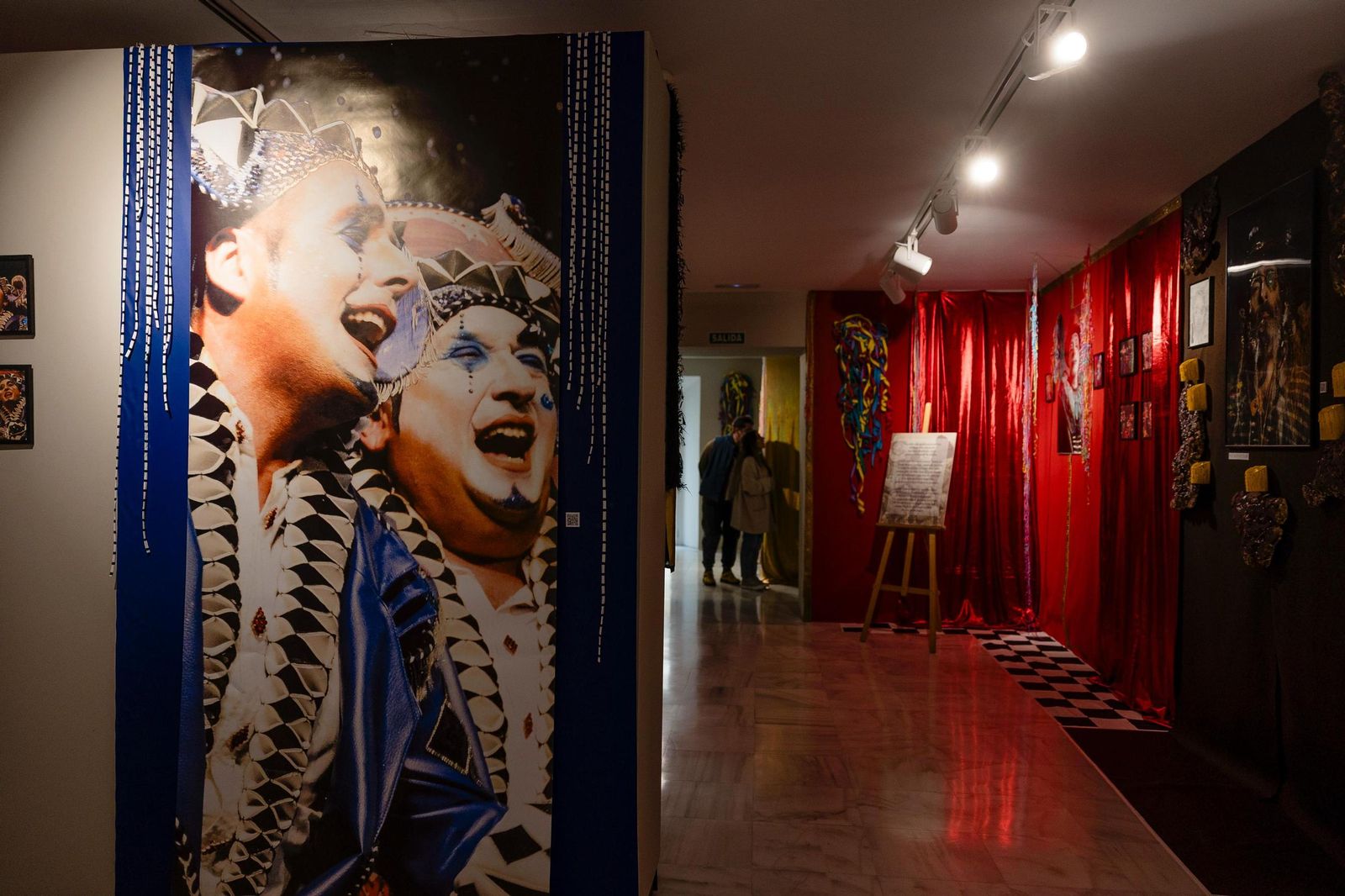 Galería de imágenes de las exposiciones inauguradas en la Casa del Carnaval