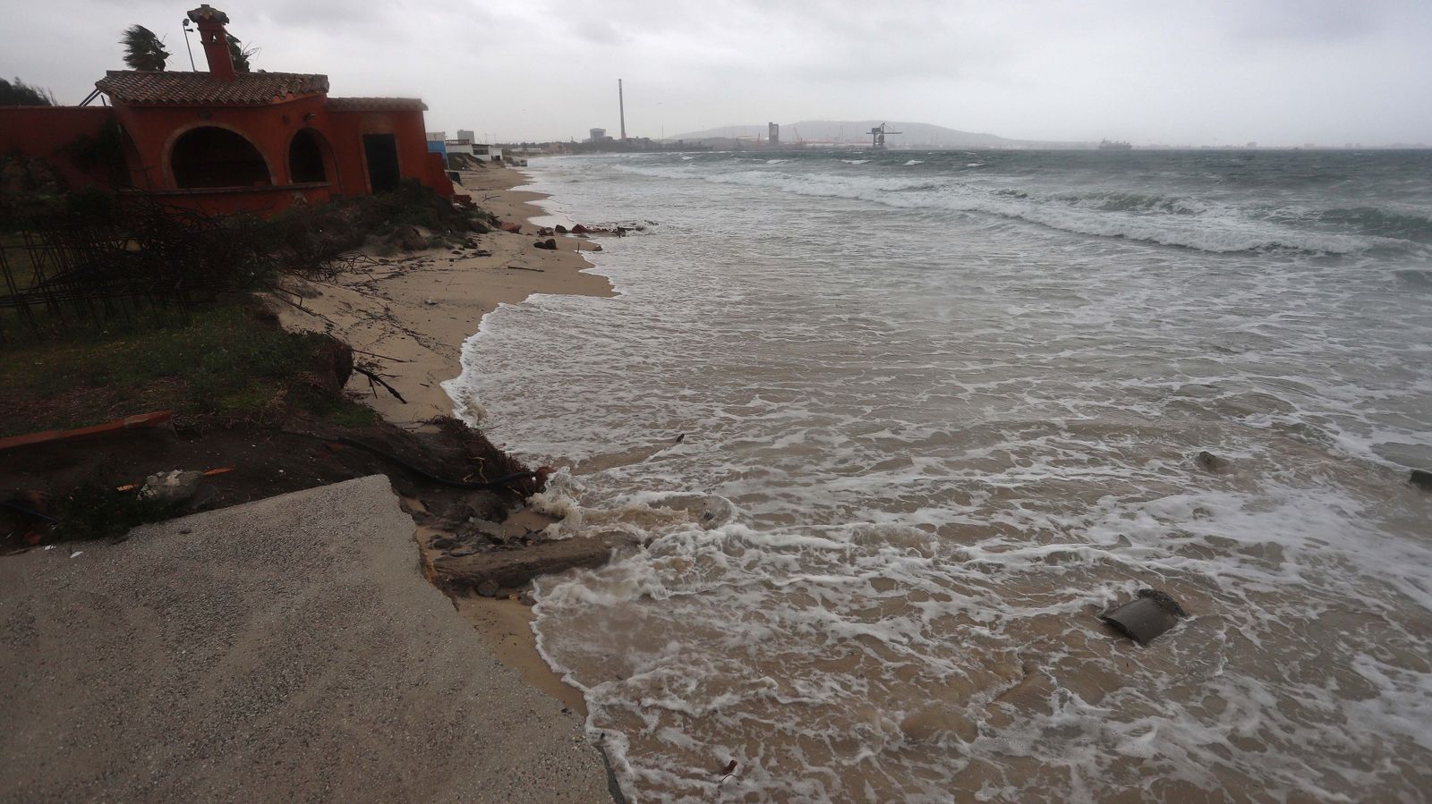 Fotos del temporal de levante en el Campo de Gibraltar