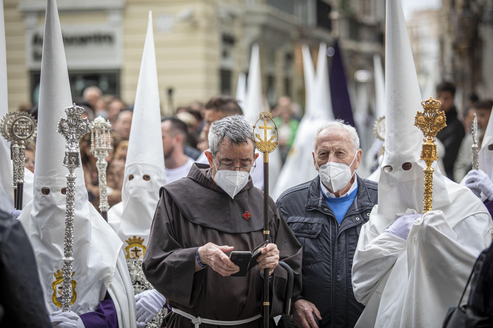 Las imágenes de la cofradía del Nazareno del Amor en la Semana Santa de Cádiz 2022