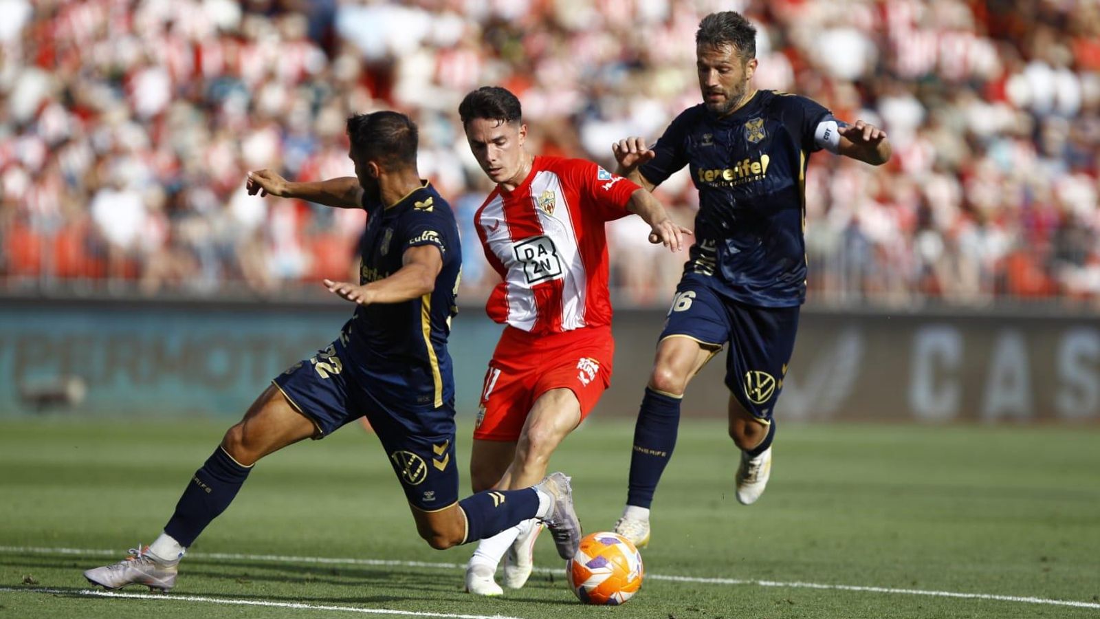 Arribas cuajó un buen partido ante el cuadro chicharrero Arribas cuajó un buen partido ante el cuadro chicharrero