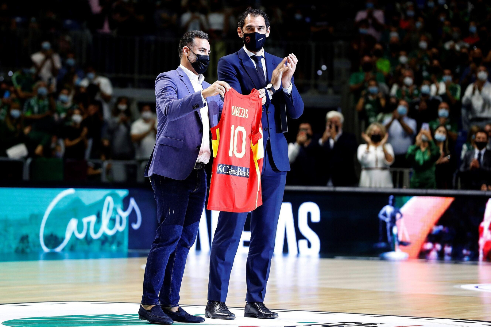 Carlos Cabezas con Jorge Garbajosa en el Carpena.