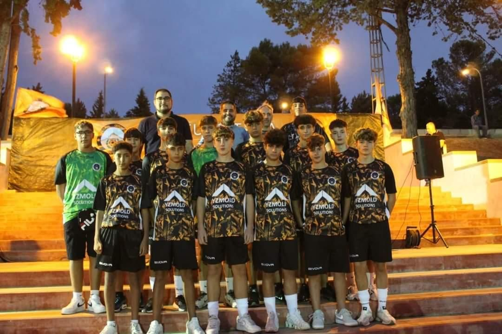 La familia naranja del Tuccitana Cultural Deportiva, en imágenes