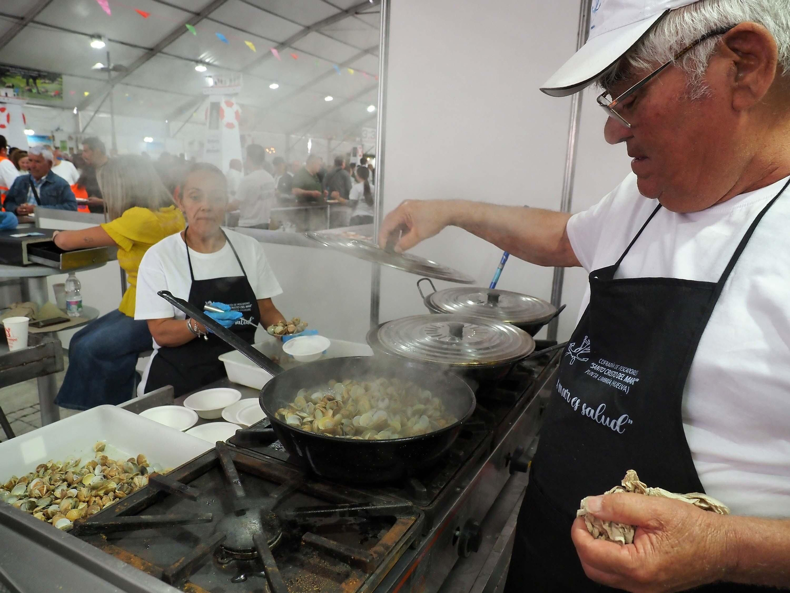 Las mejores fotografías del primer día de la Feria de la Gamba de Punta Umbría