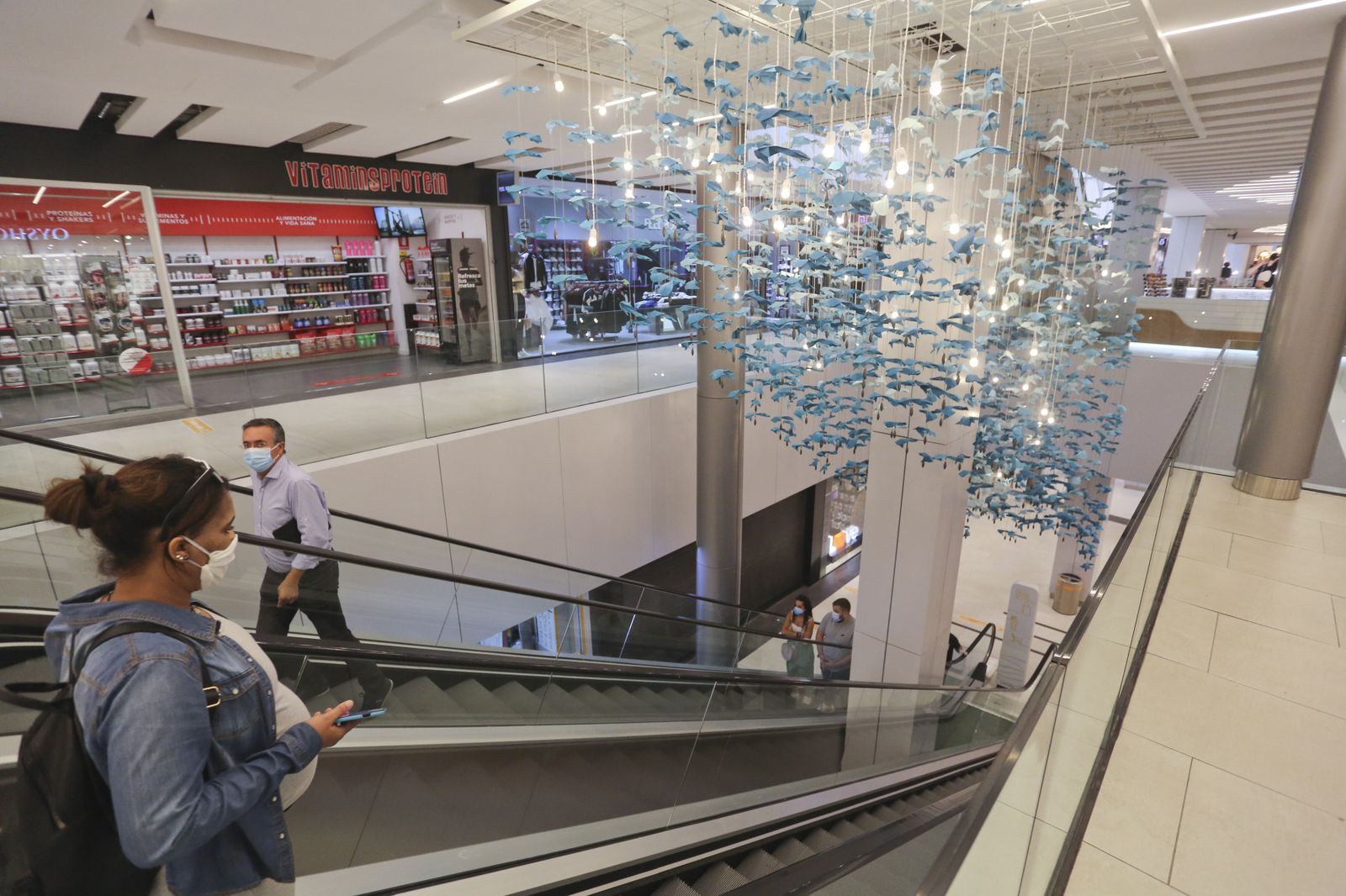 Las fotos de los centros comerciales de Málaga abiertos, en la fase 2 de la desescalada