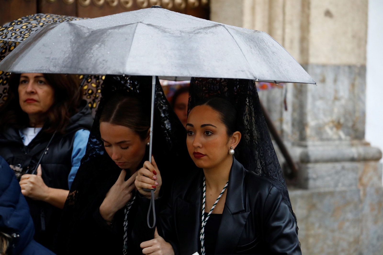 Las imágenes de la devoción ante la Virgen de la Paz en Capuchinos