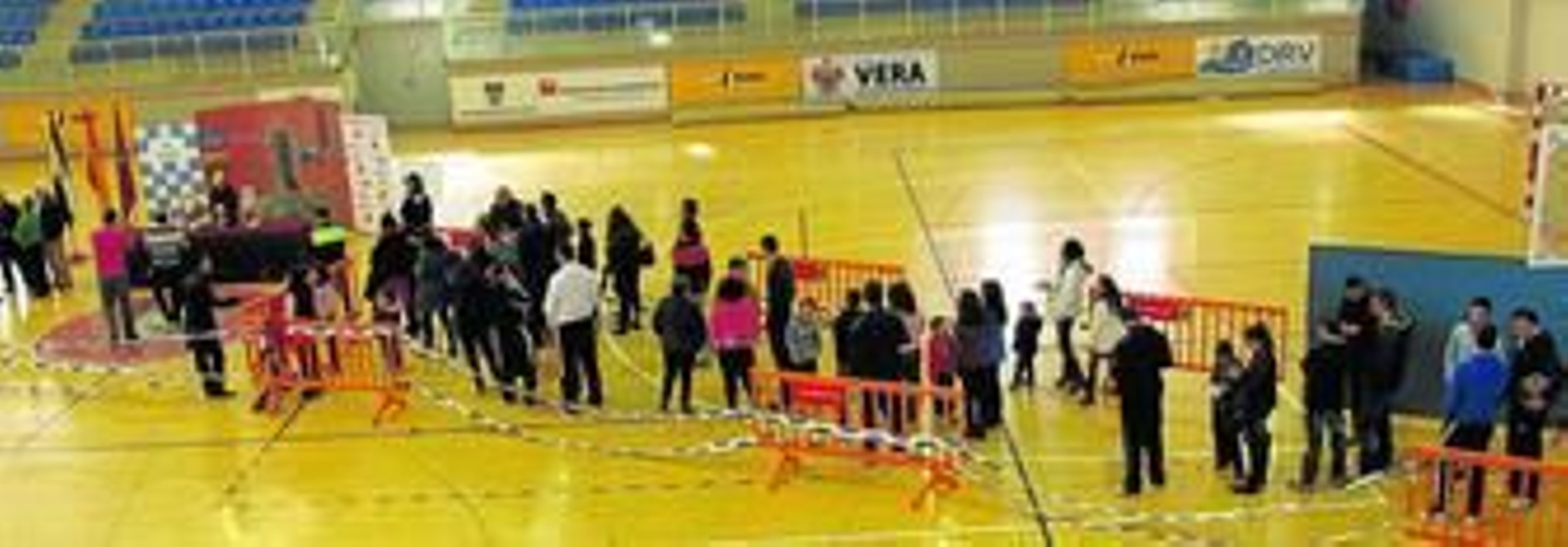 Las copas del Mundo y de Europa visitan la localidad de Vera