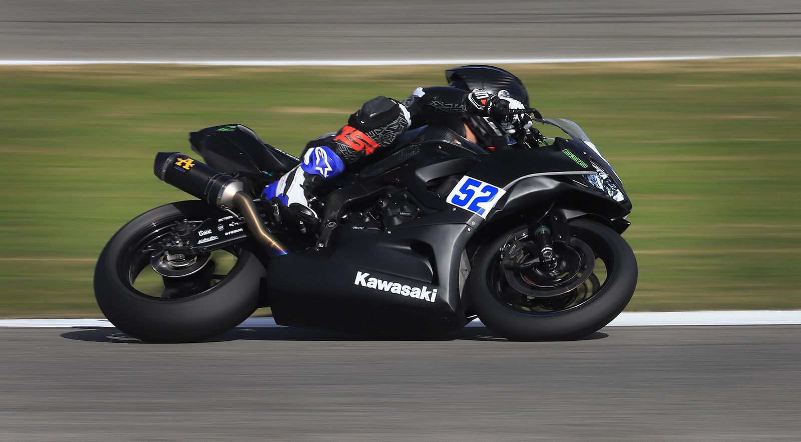 Imágenes del entrenamiento de Superbike en el Circuito de Jerez