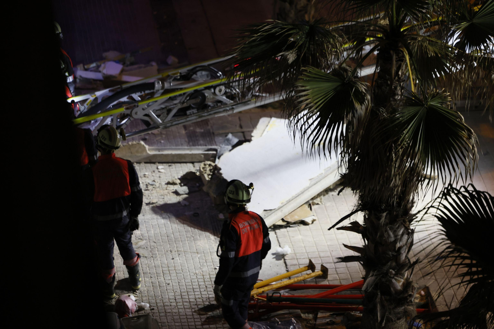Las imágenes del derrumbe del restaurante en Palma