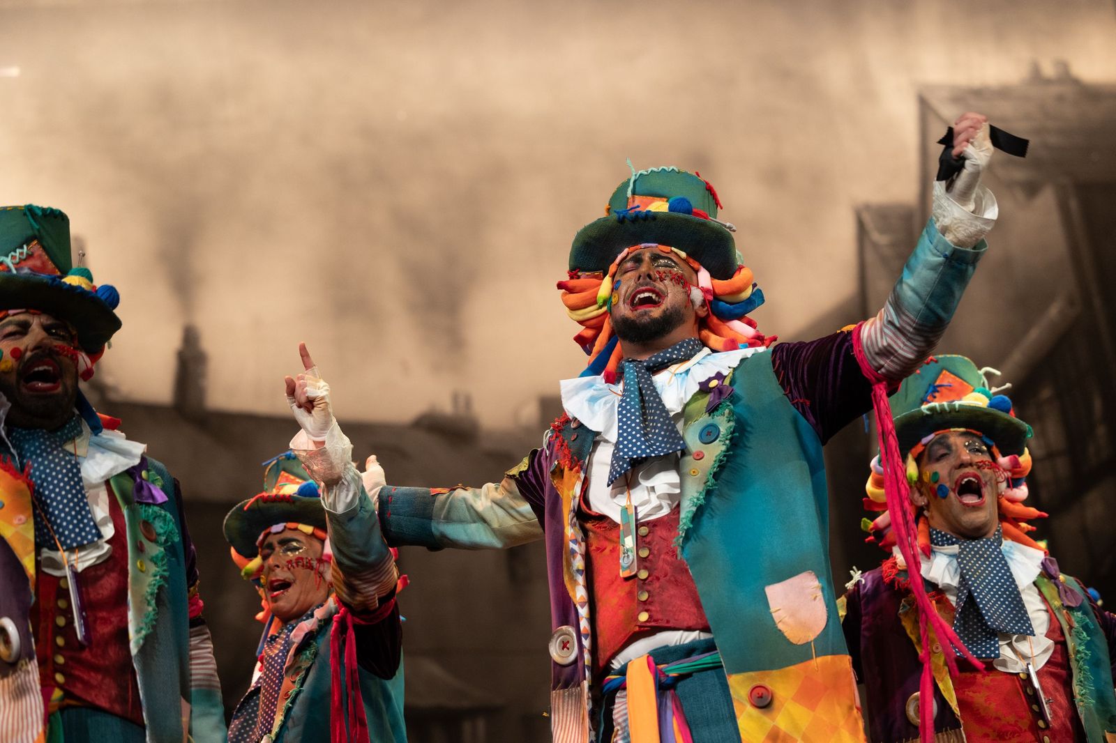 Búscate entre las mejores imágenes de la décima sesión de preliminares del COAC 2026