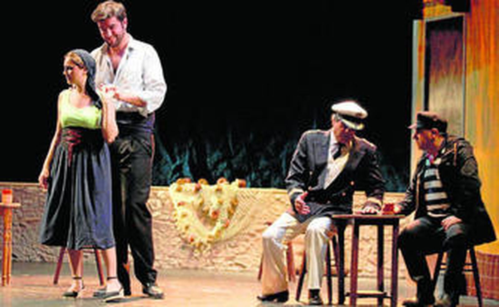 Imagen de la representación de la ópera en el teatro La Velada, ayer.