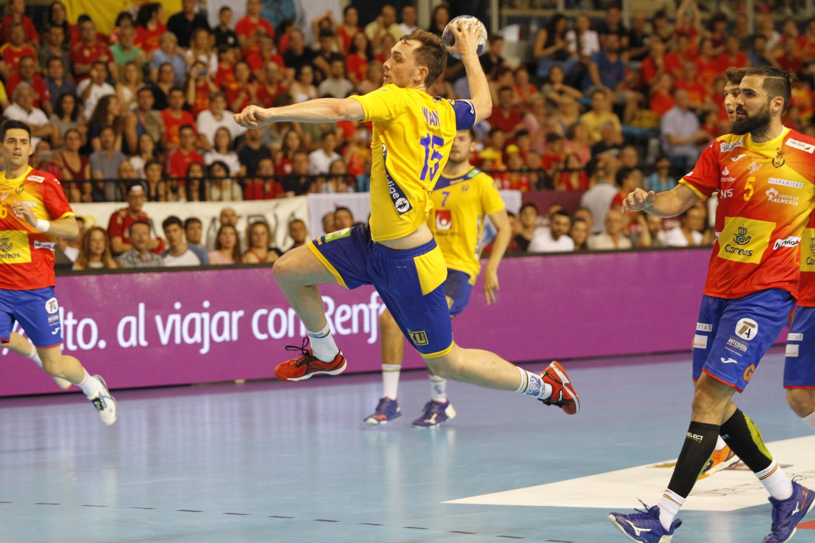 Fotogalería España-Suecia. Balonmano. Palacio Juegos Mediterráneos. Almería