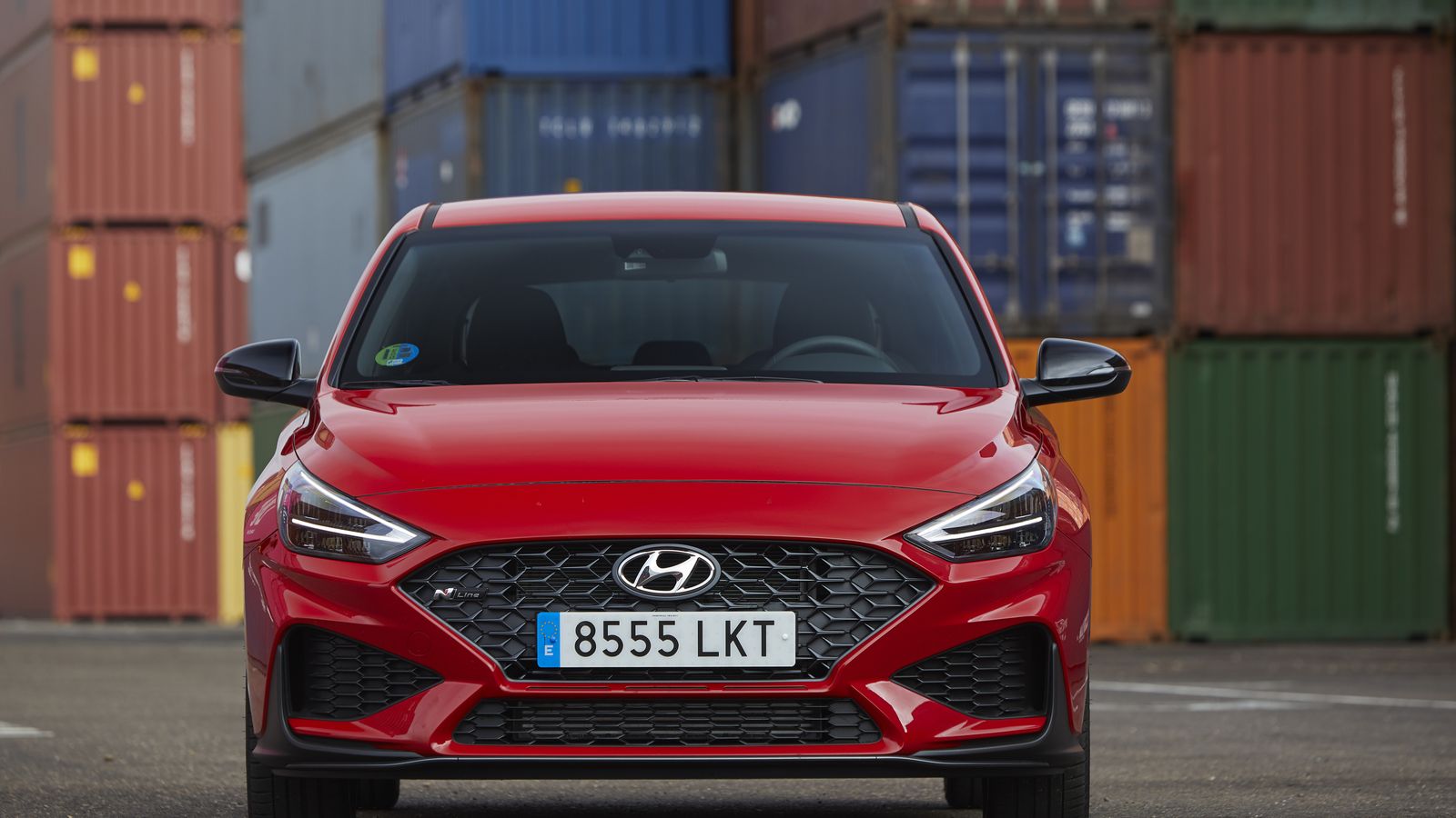 La parrilla y el parachoques son los elementos distintos más evidentes de los nuevos acabados N-Line.