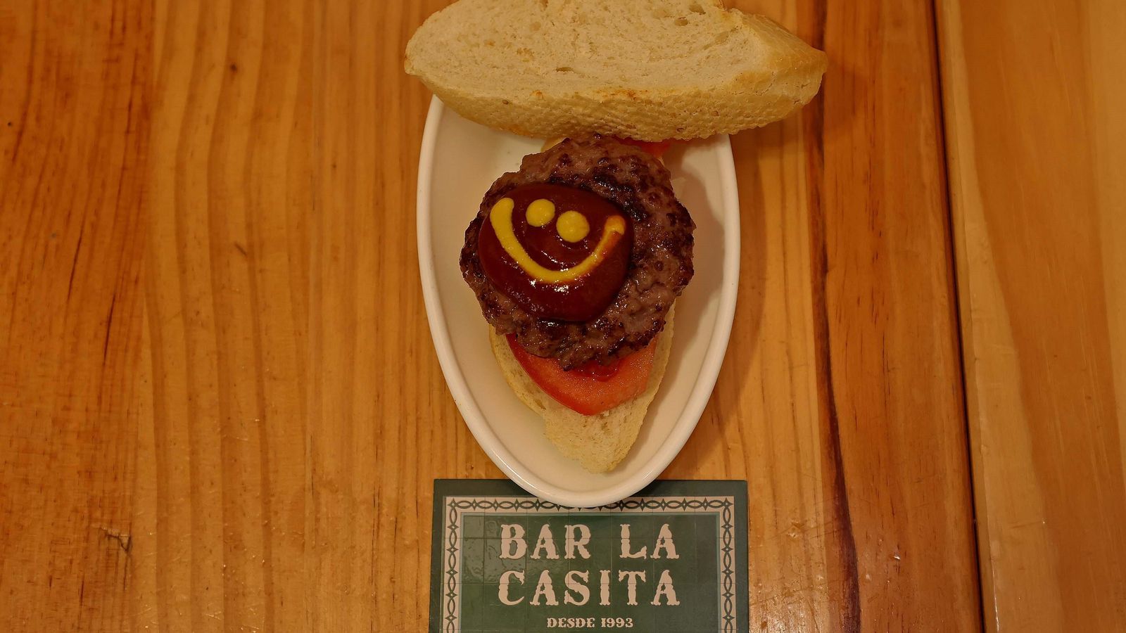 Tapa de hamburguesita de La Casita Tapa de hamburguesita de La Casita