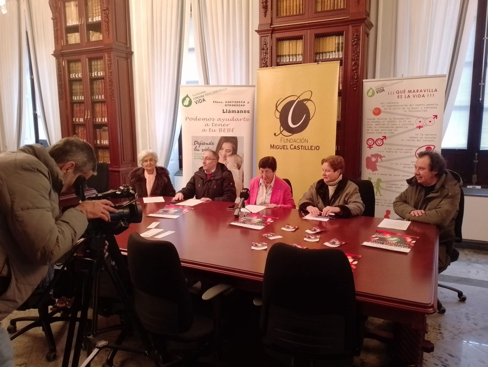 Rueda de prensa de la plataforma Córdoba por el Derecho a la Vida.