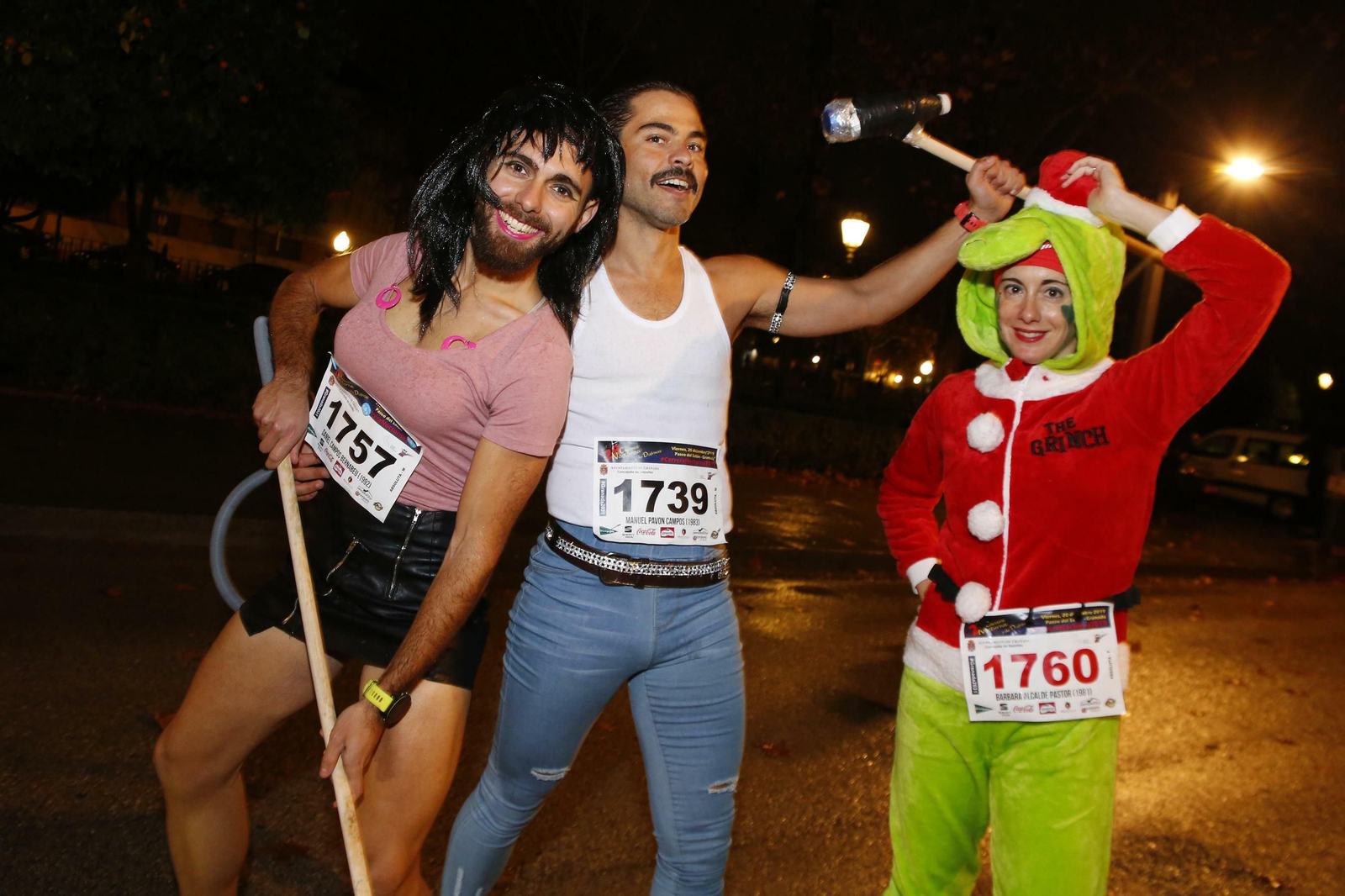 Las imágenes de los mejores disfraces en la Carrera de la Suerte de Granada