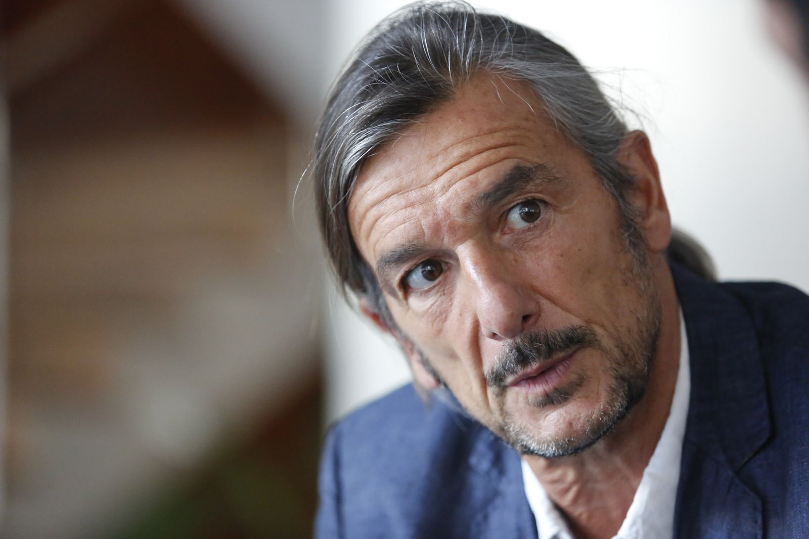 El escritor y crítico literario Fernando Echevarría.