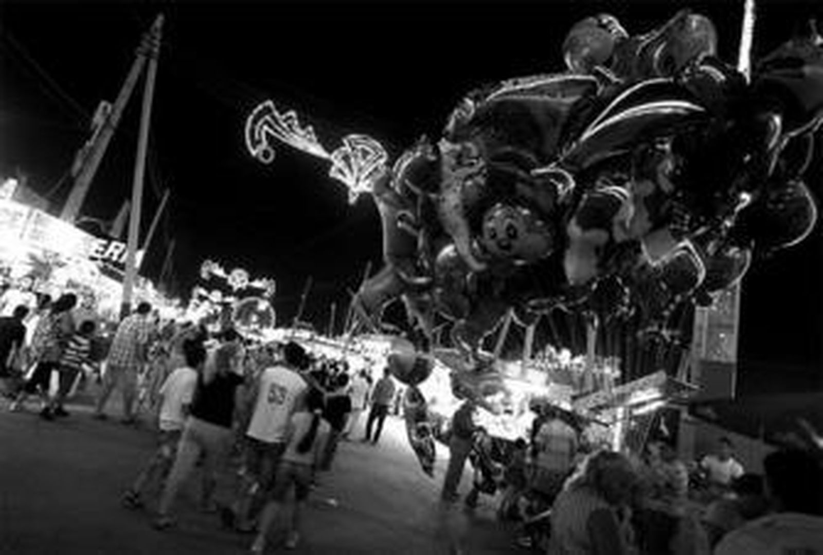 En el Cortijo de Torres los globos son los productos más deseados por los más pequeños. Año tras año, el catálogo  de formas y personajes representados se renueva para estar a la moda.