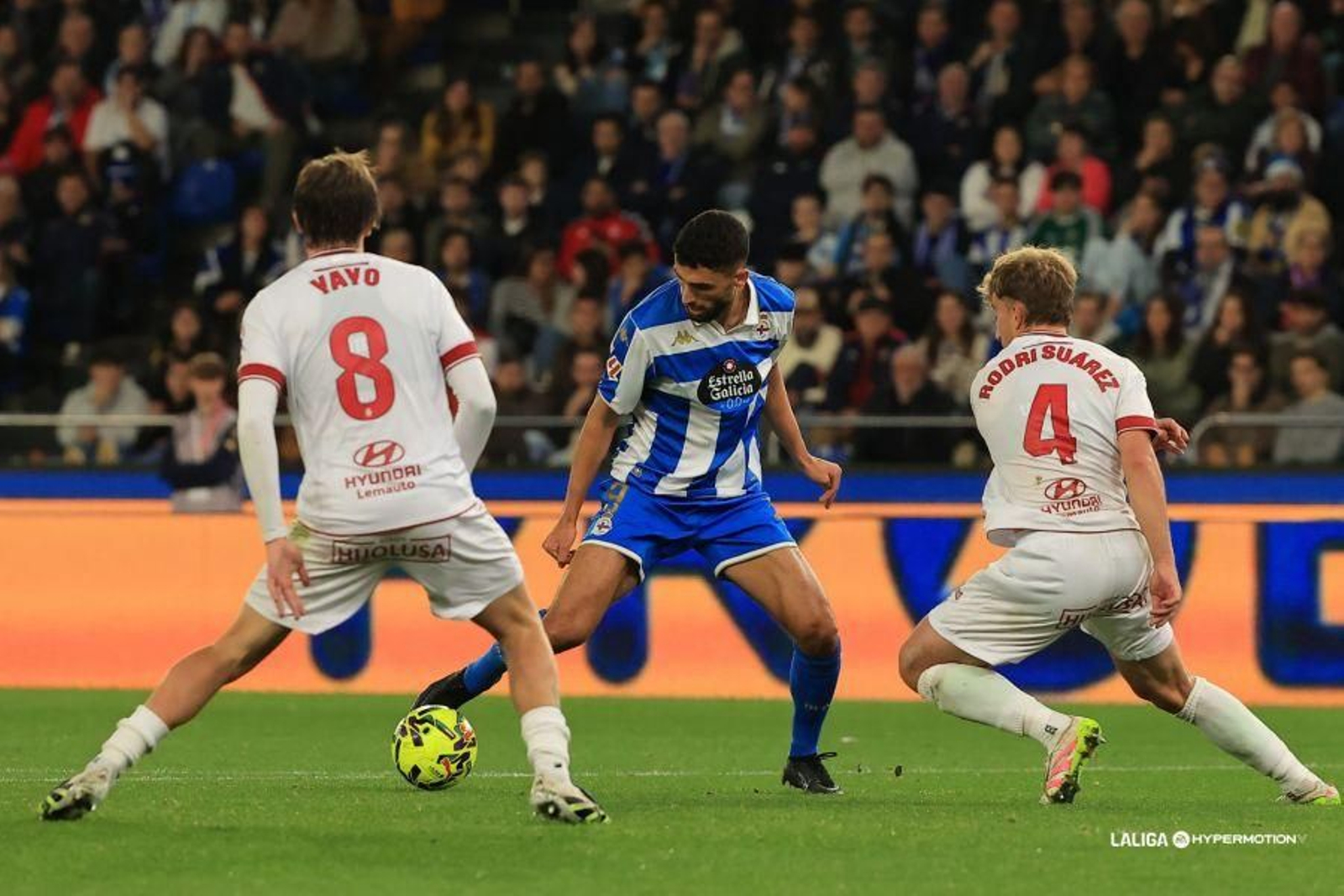 La Cultural Leonesa, próximo rival del Málaga CF, goleada por el Deportivo