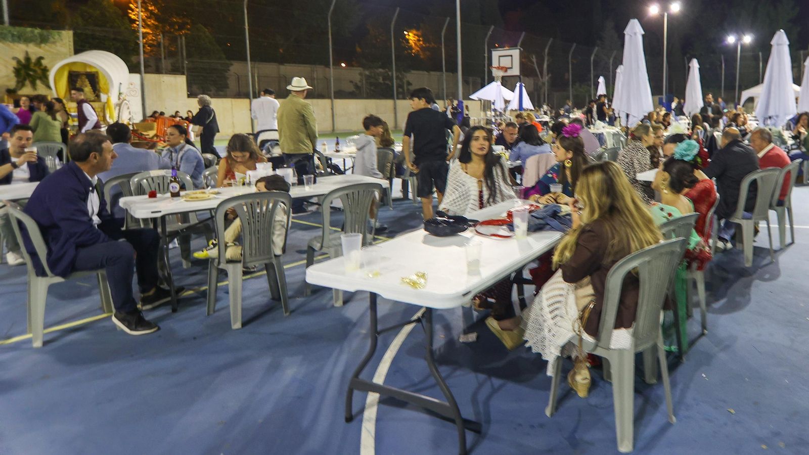 Búscate en las mejores fotos de las Cruces en Granada