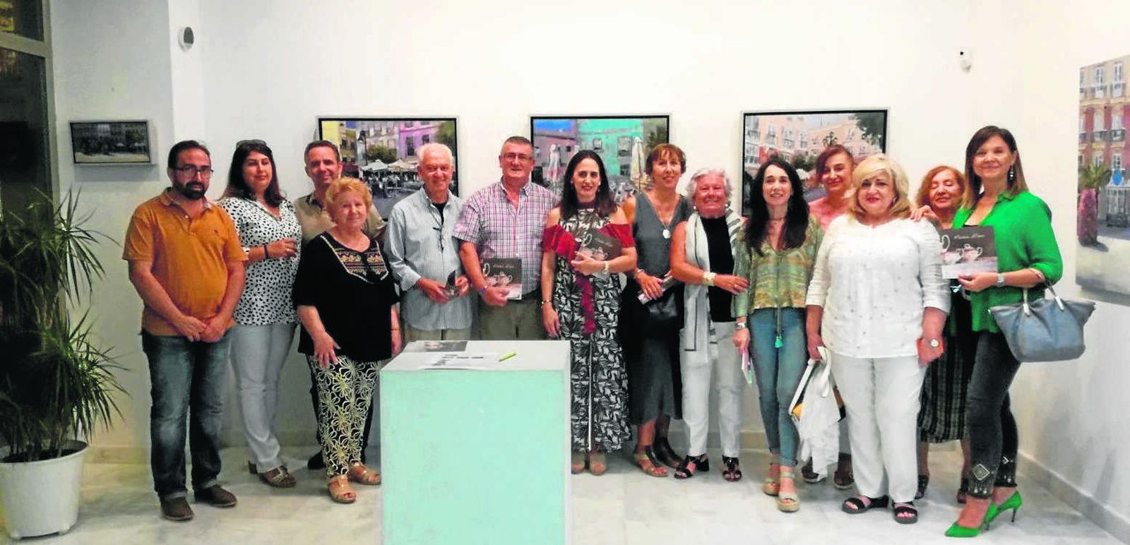 José Manuel Ramírez, Ángela Testón, José Manuel López, Nieves Ramírez, Juanma Vázquez, Paco Velázquez, Cristina López, Meli Hidalgo, Julia Román, Gracia Gavira, Paqui Barrios, Amalia Quirós, Maria José Benítez y Teresa Barriga.
