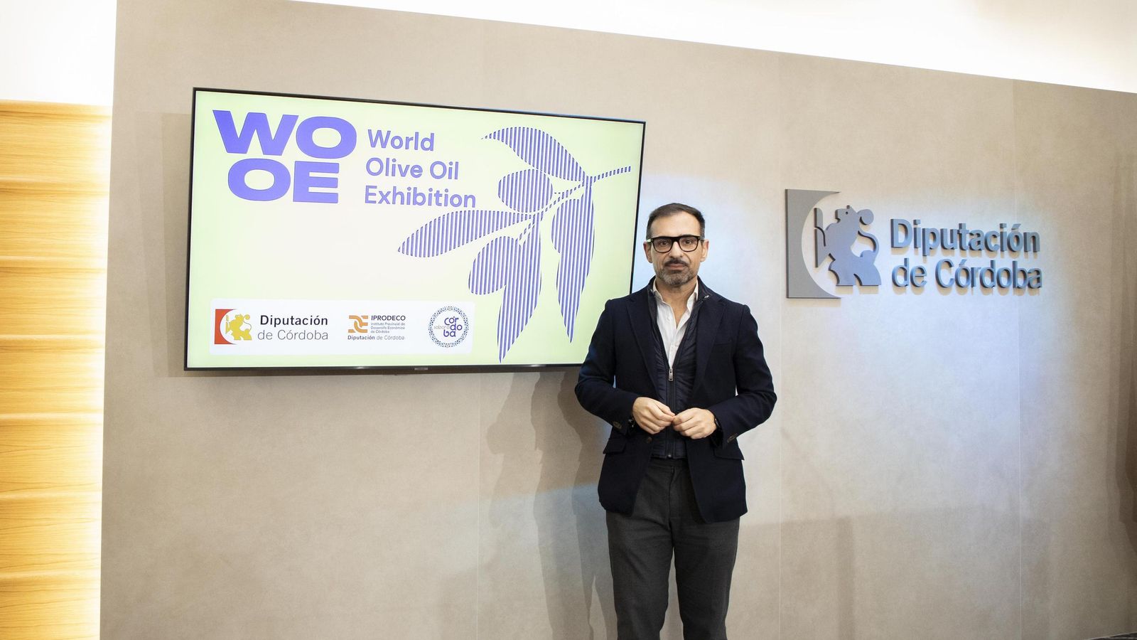 Félix Romero presenta la partipación cordobesa en la feria WOOE.