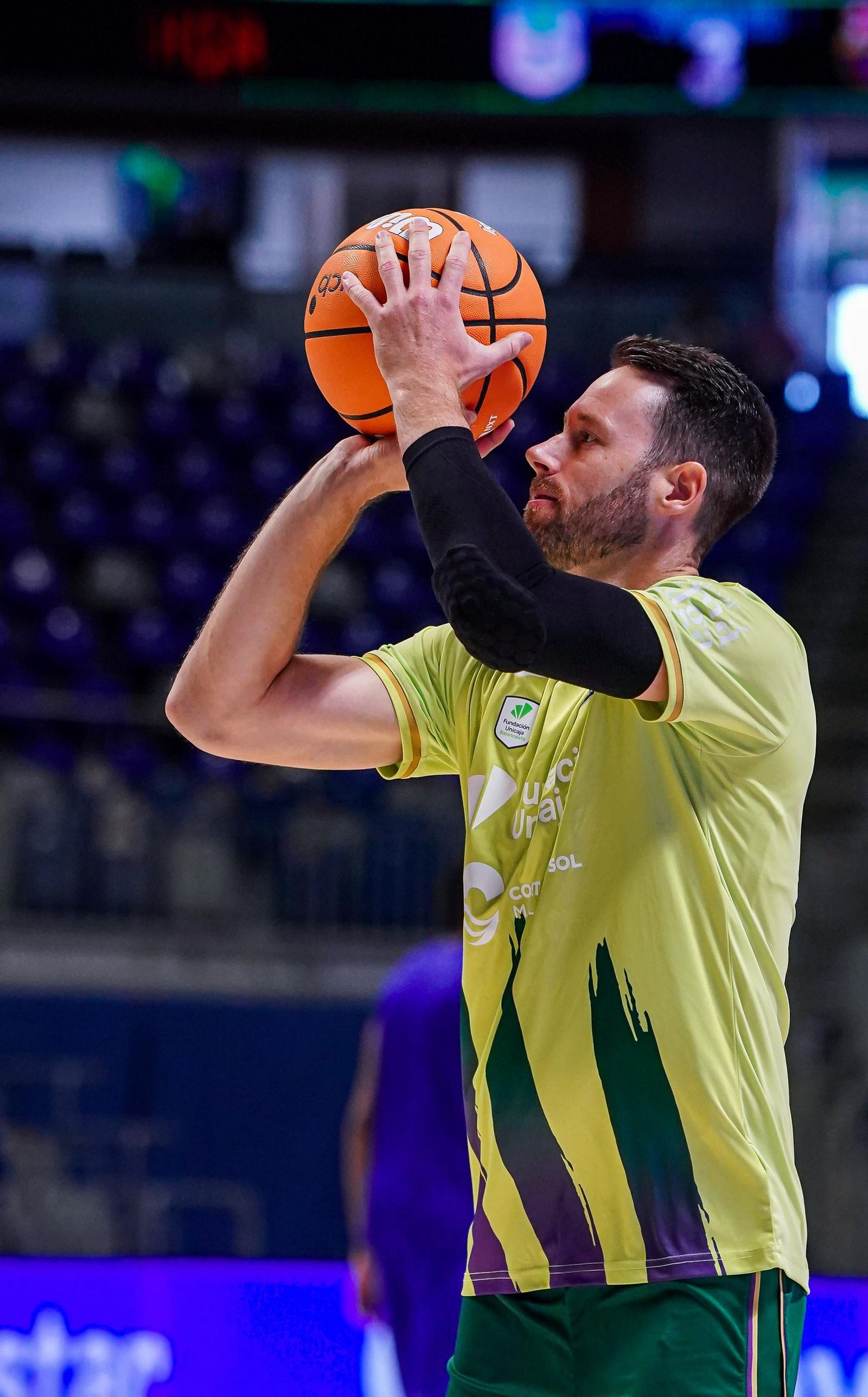 Unicaja-Barcelona, va de reencuentros