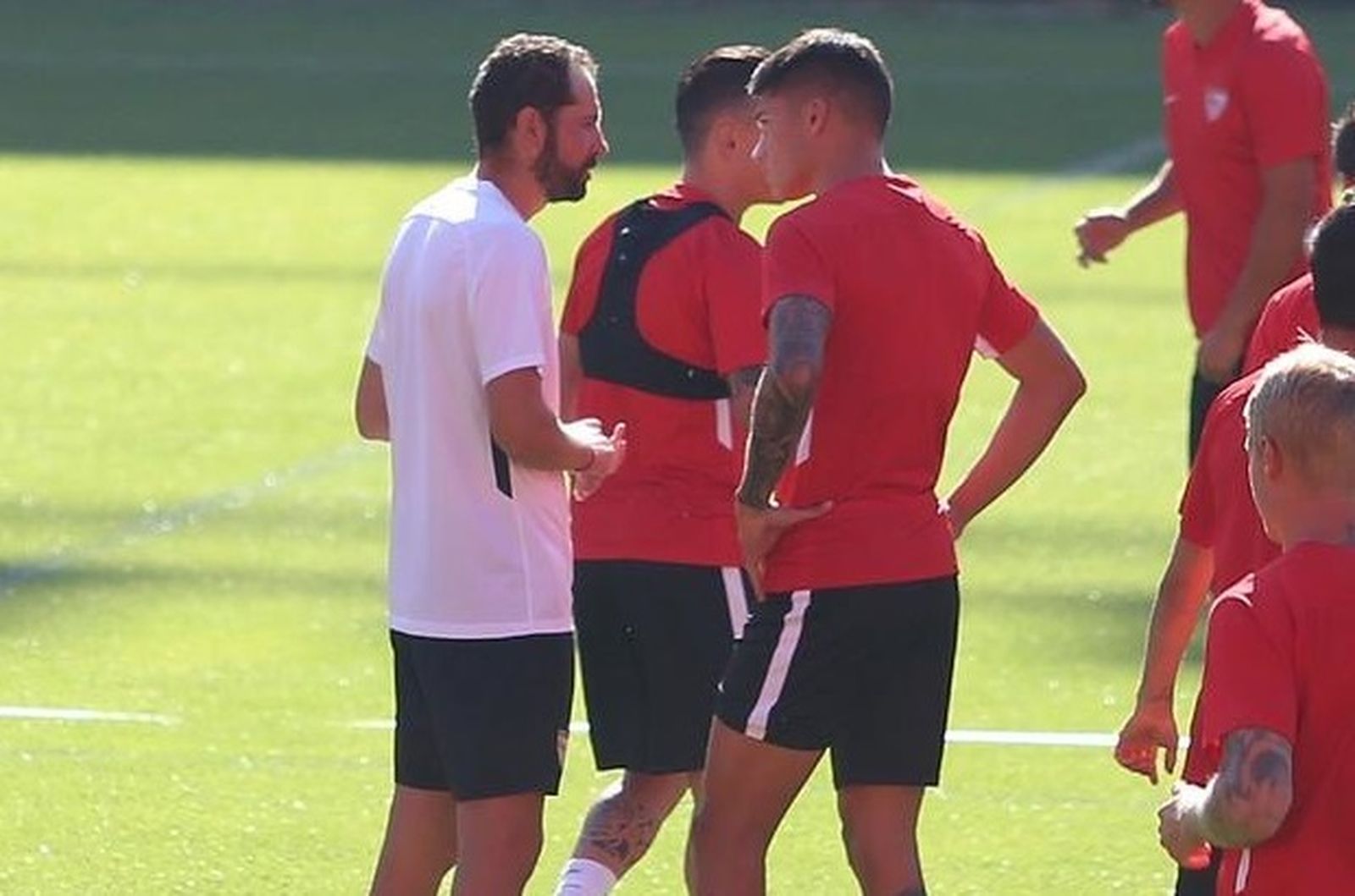 Joaquín Correa puede salir del Sevilla FC, a la Lazio o a un equipo español.