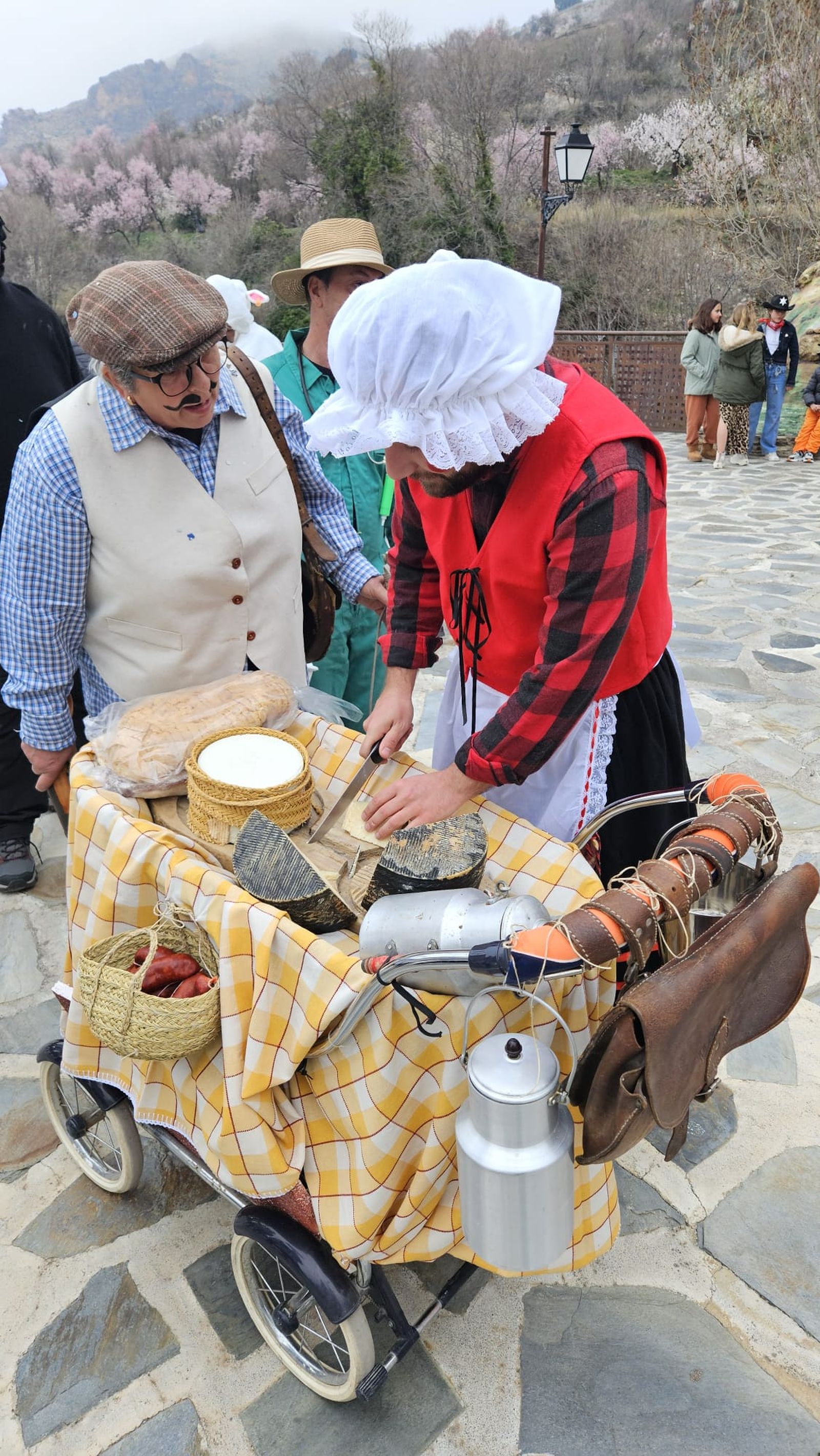 ‘El rebaño más molón’ toma el timón en Bacares y pide más ovejas contra el fuego