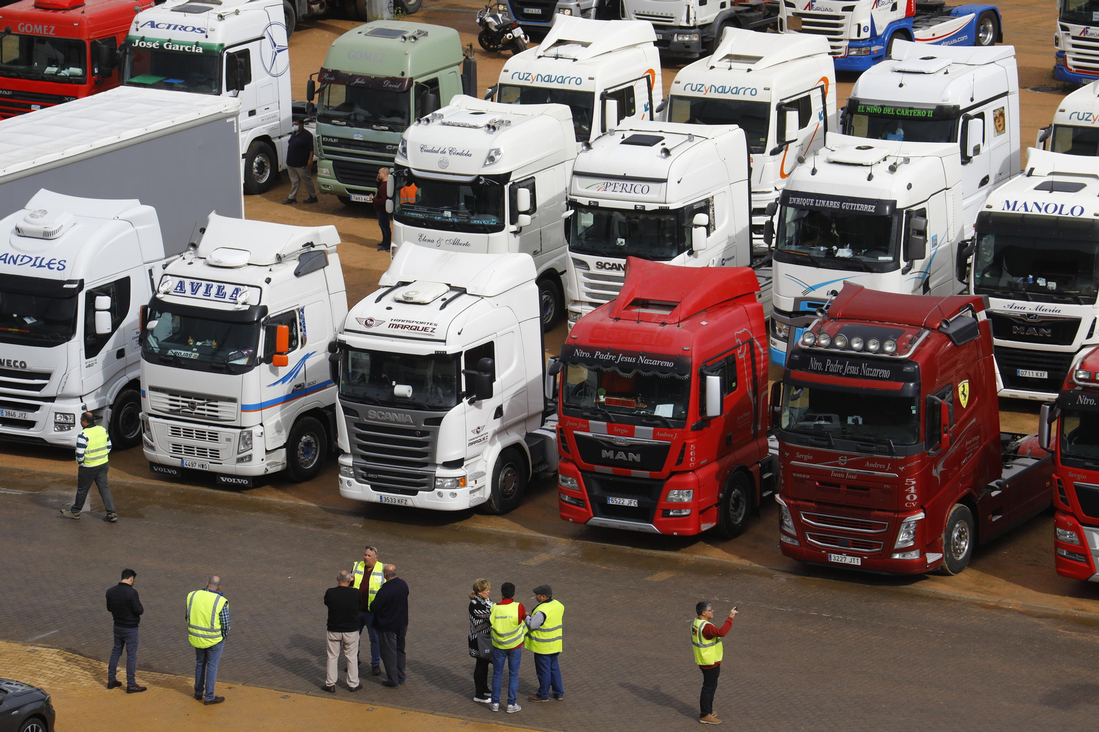 Cientos de camiones se concentran en Córdoba: las imágenes de una protesta multitudinaria