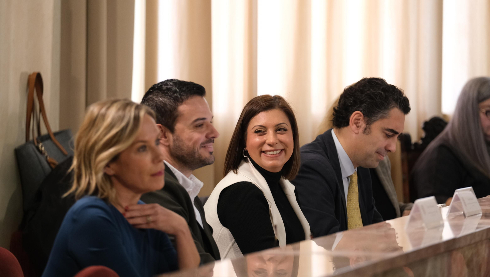 Imágenes del Pleno del Ayuntamiento de Almería