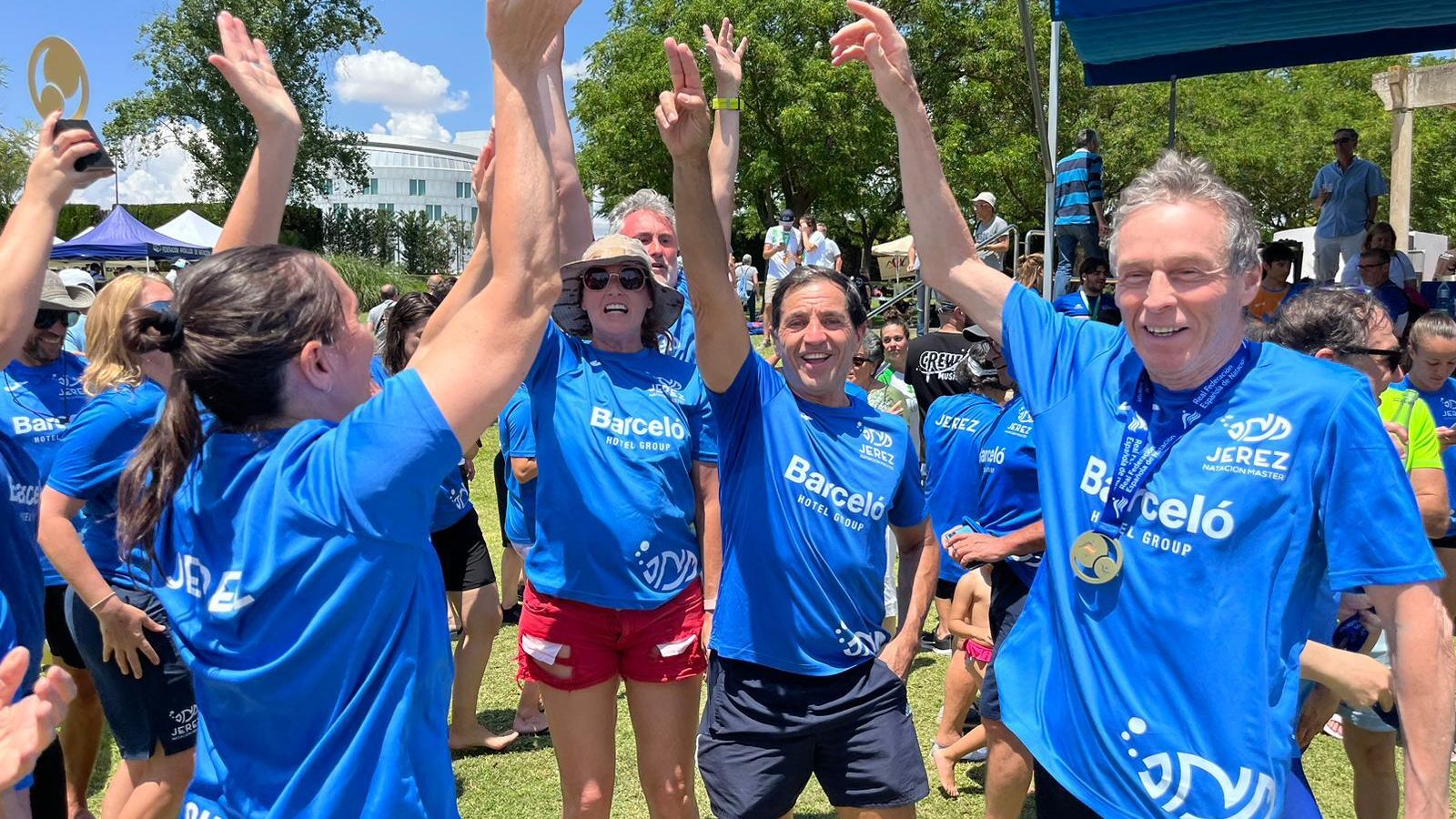 Momento de celebración en Sevilla.