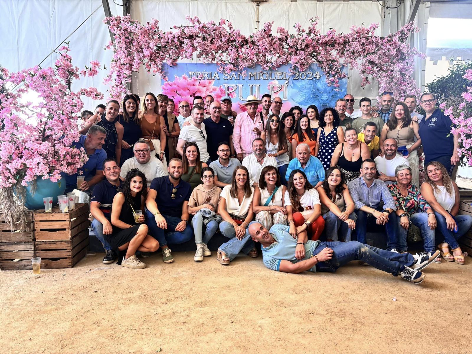 Multitud de vecinos de Pulpí durante la celebración estos días de las fiestas.