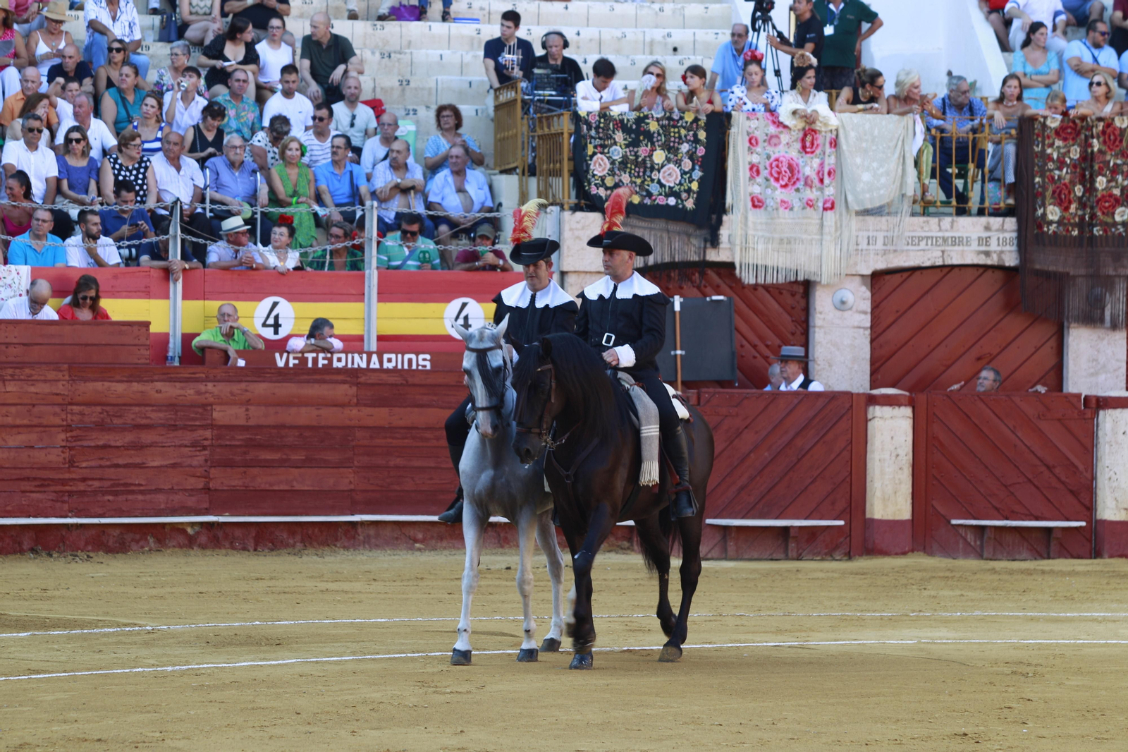 Triunfo del diestro Emilio de Justo en la Corrida de Toros de la Feria de Almería 2023