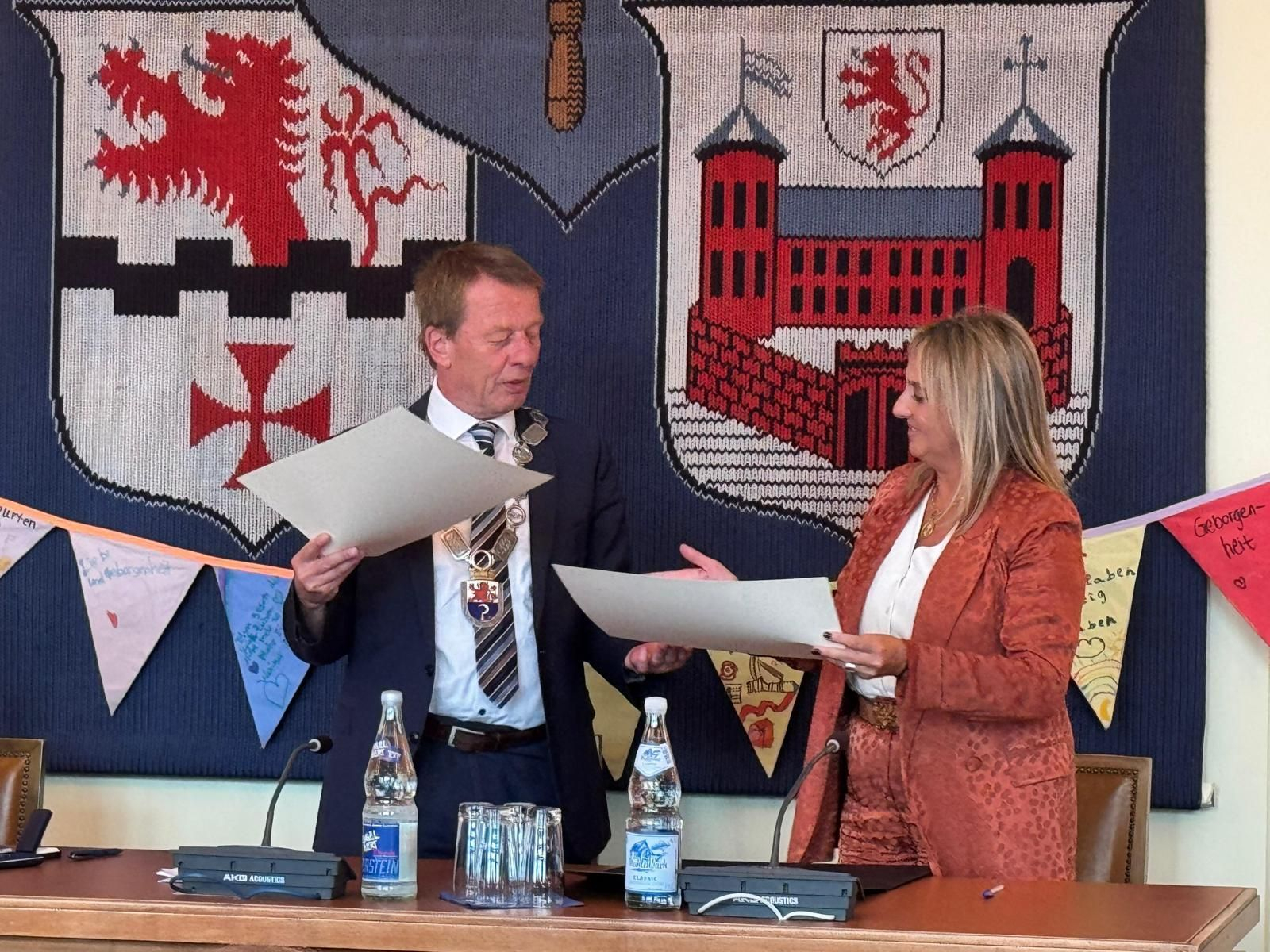 El hermanamiento se ha sellado en la ciudad alemana en una visita institucional.