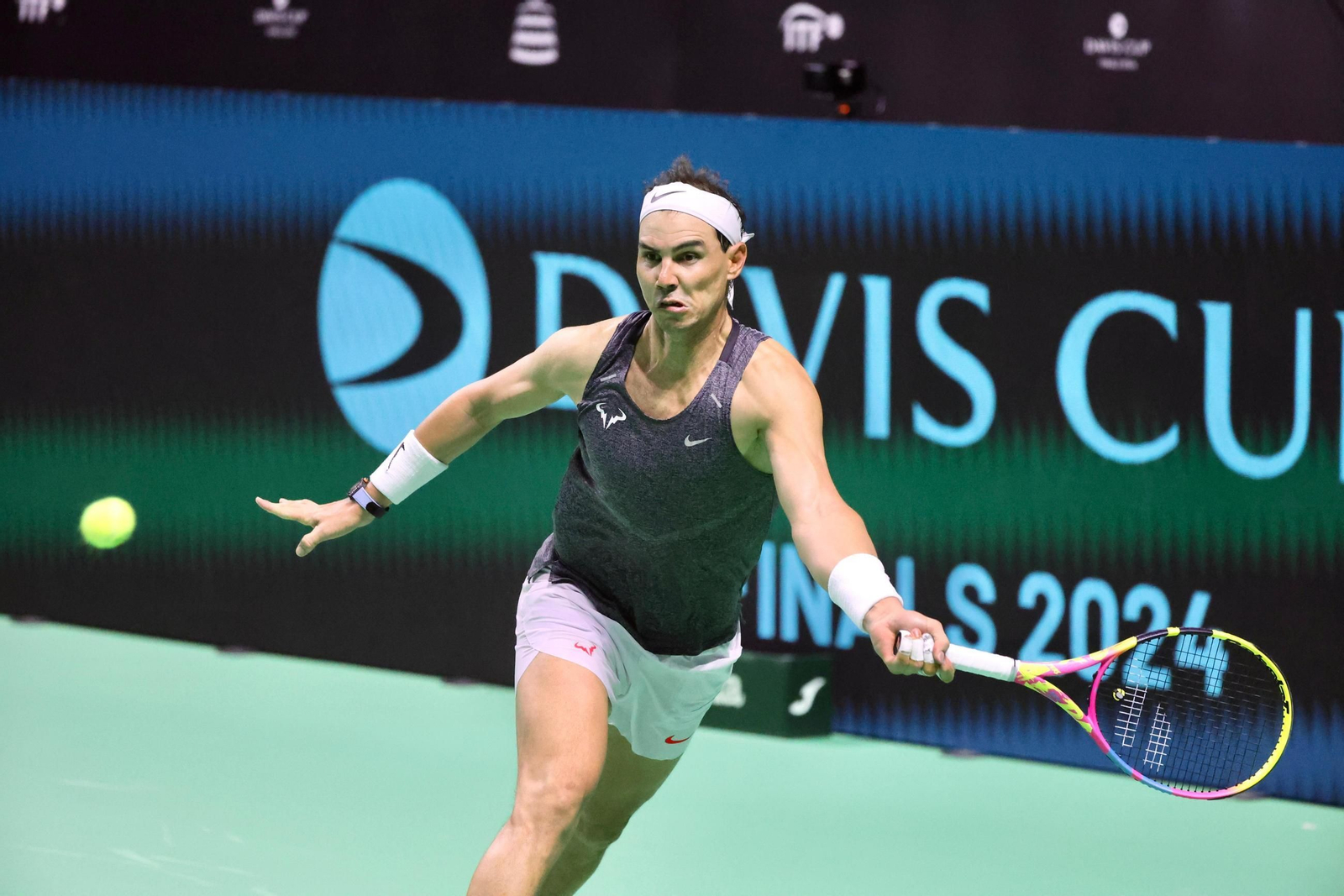 Rafa Nadal se machaca en el Carpena