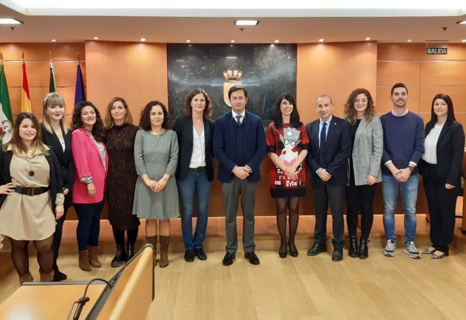 Los representantes municipales y algunos de los responsables de las empresas adheridas a REMUS.