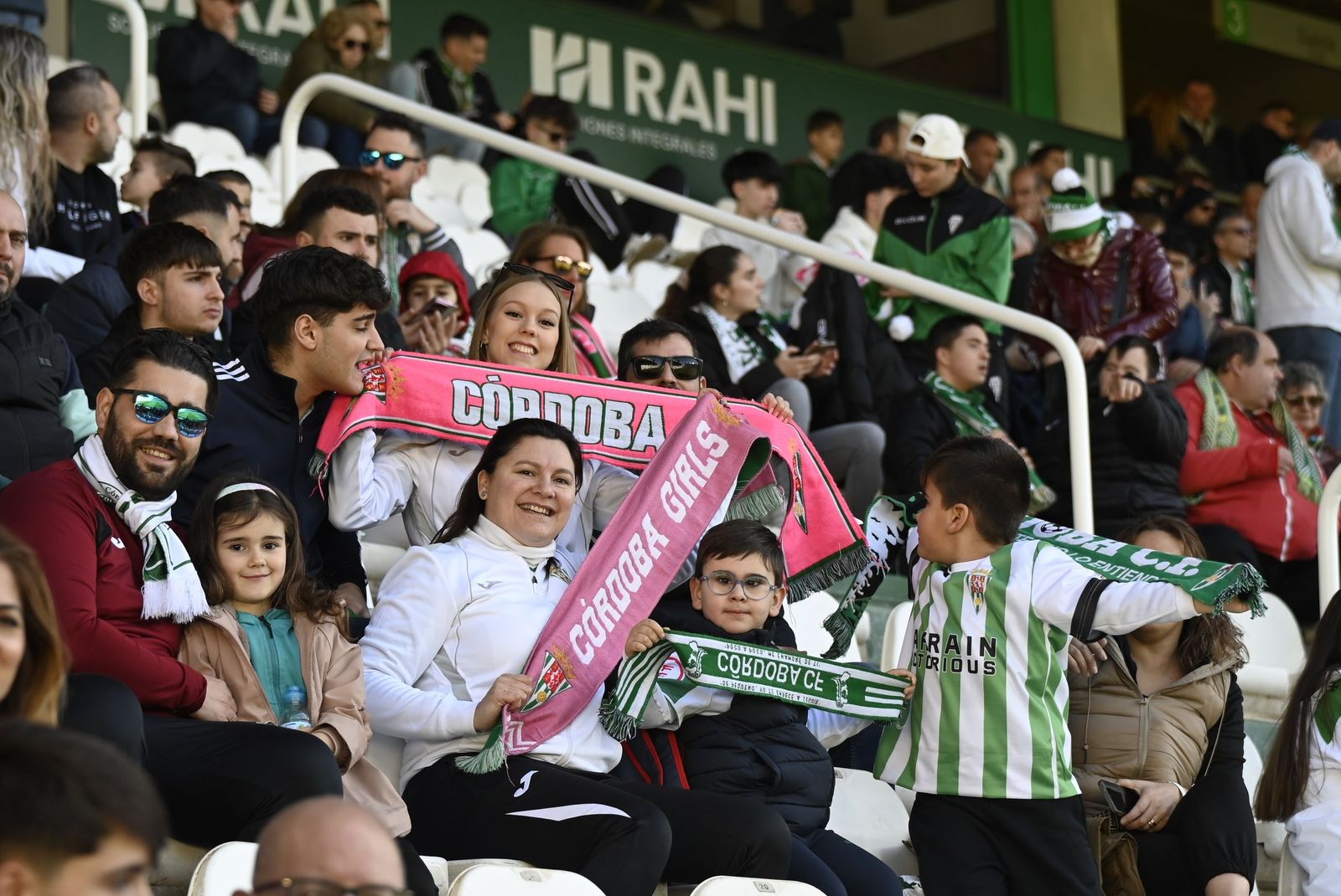 Las mejores fotos del ambiente en El Arcángel para el Córdoba CF - Leganés