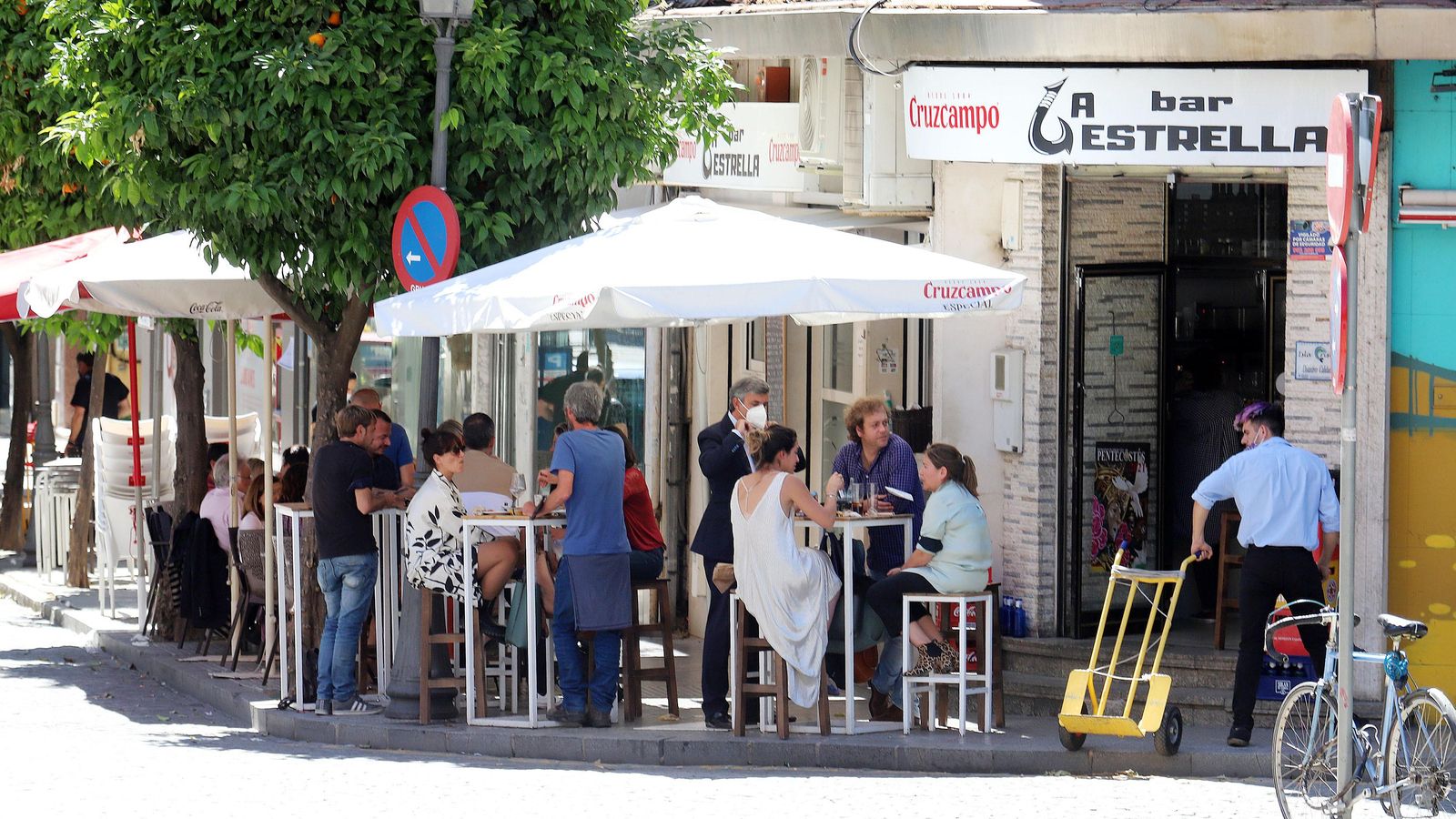 La ampliación hasta las 00:00 permitirá  a los establecimientos recuperar las cenas.