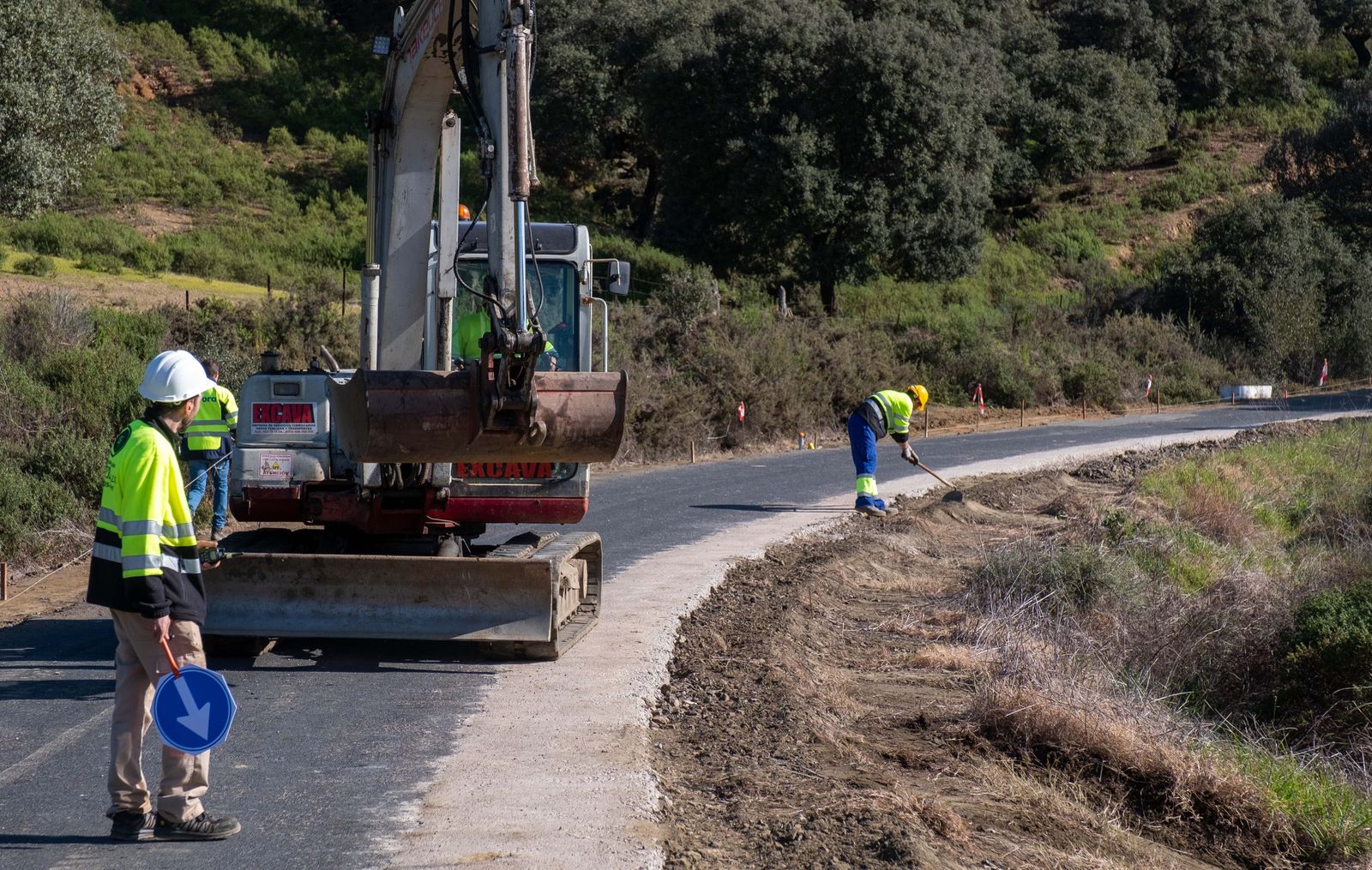 Obras en la carretera de Las Veredas.