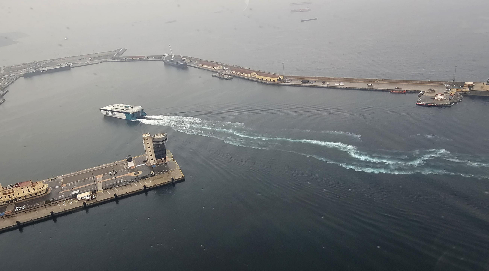 El estrecho de Gibraltar, a vista de helicóptero.