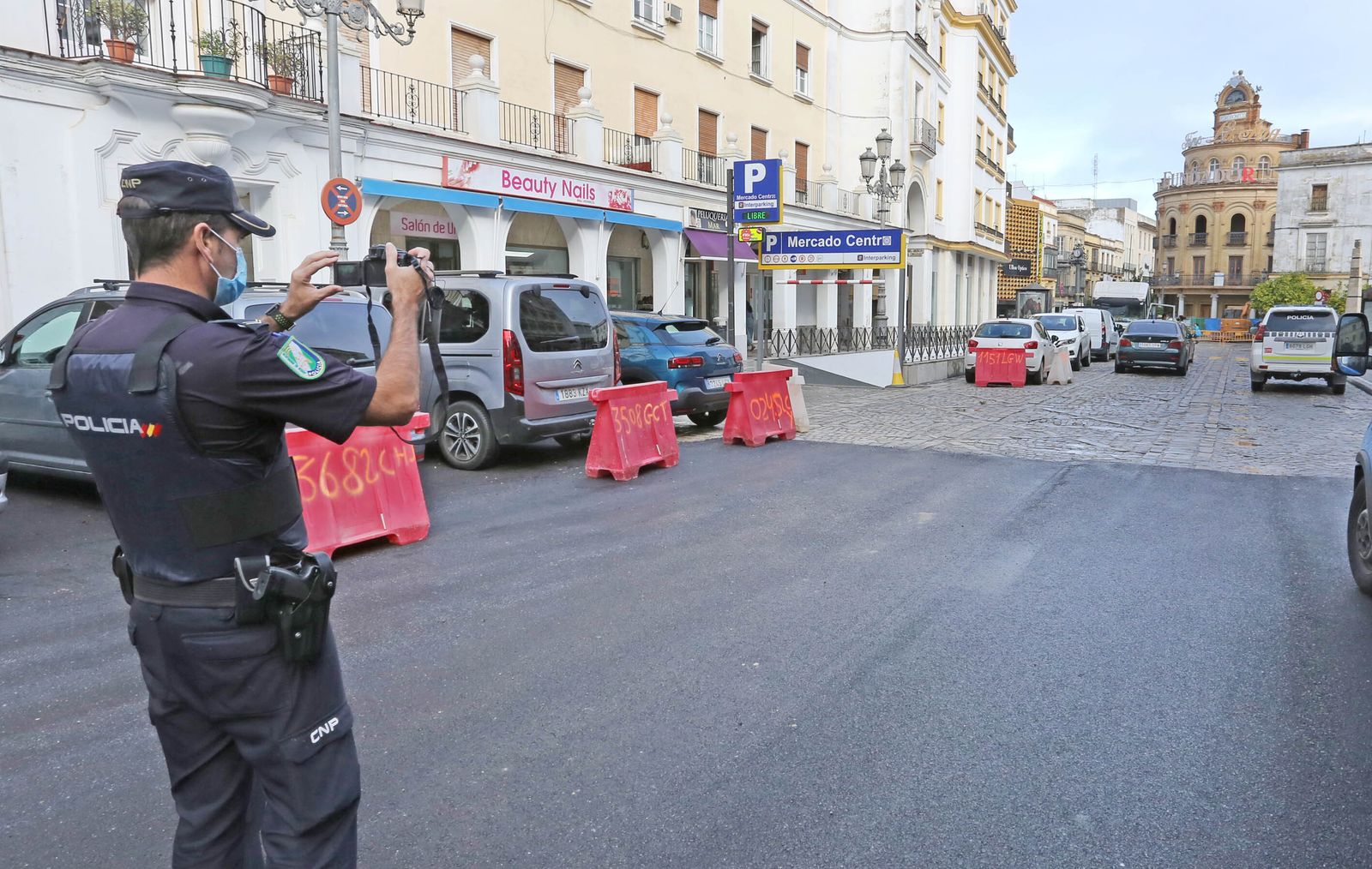 La policía autonómica levanta acta de las obras del eje Corredera,Esteve y calle Cerrón