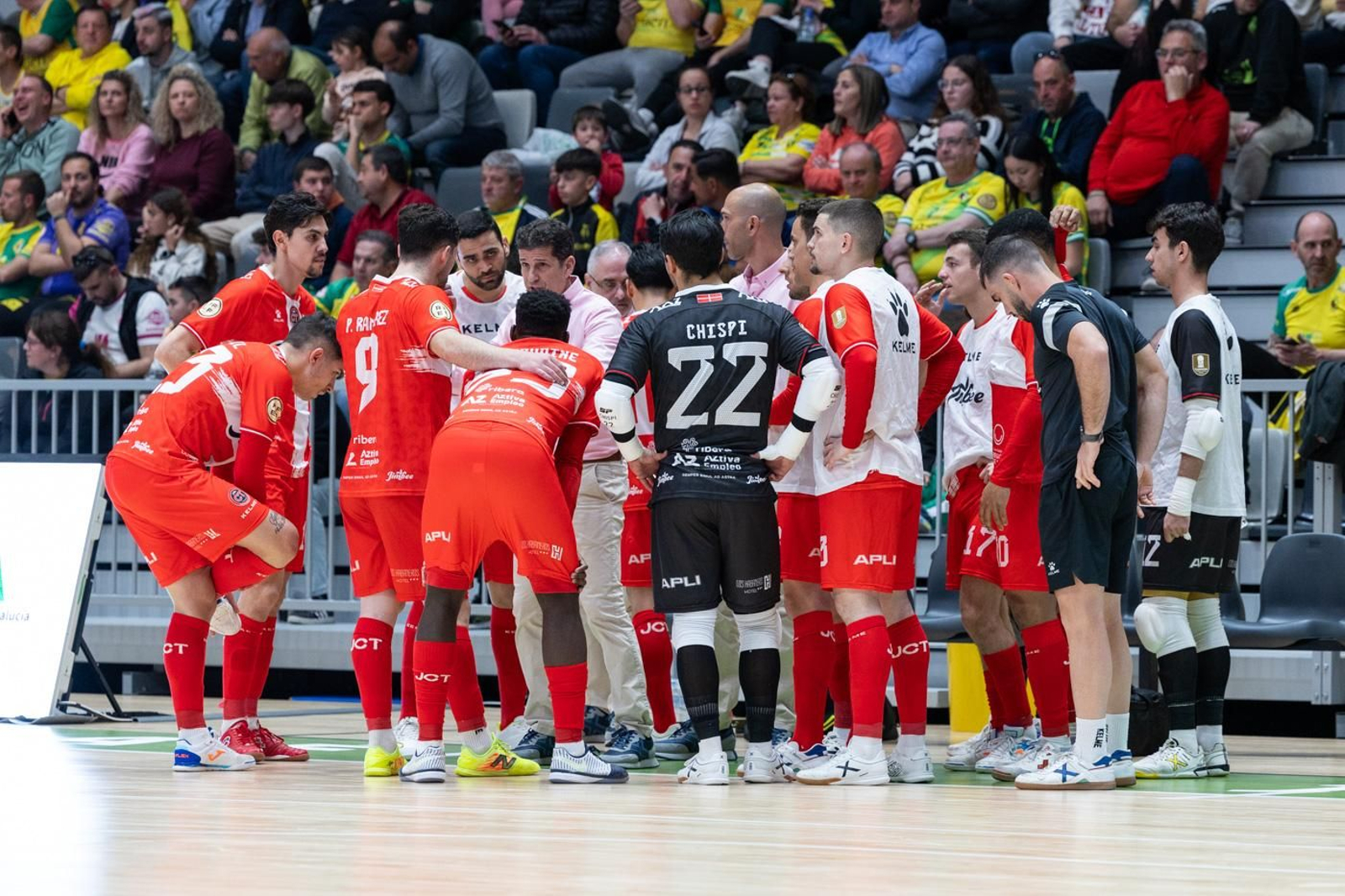 En imágenes: la afición y mejores jugadas del Jaén FS - Jimbee Cartagena